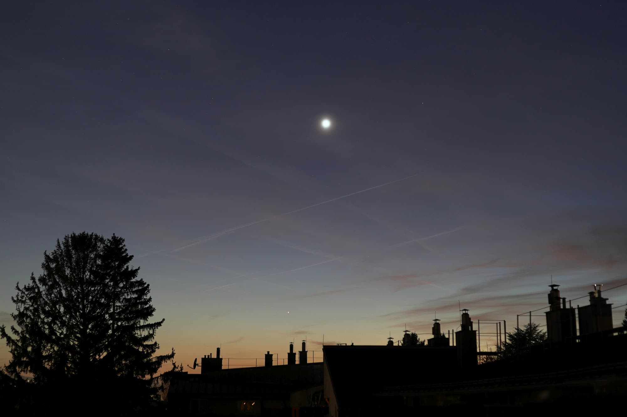 Venus und Merkur