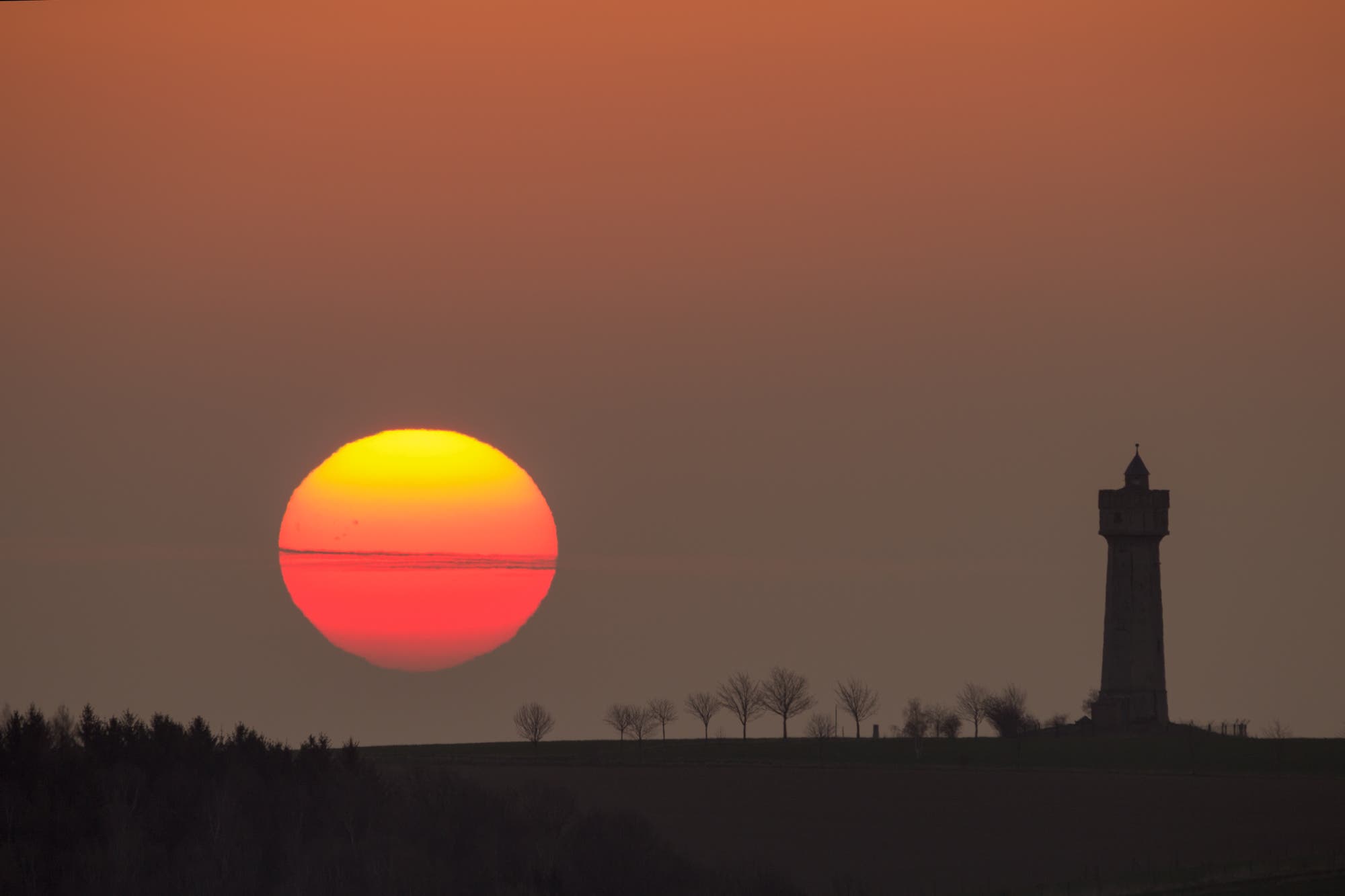 Sonnenaufgang am Wasserturm