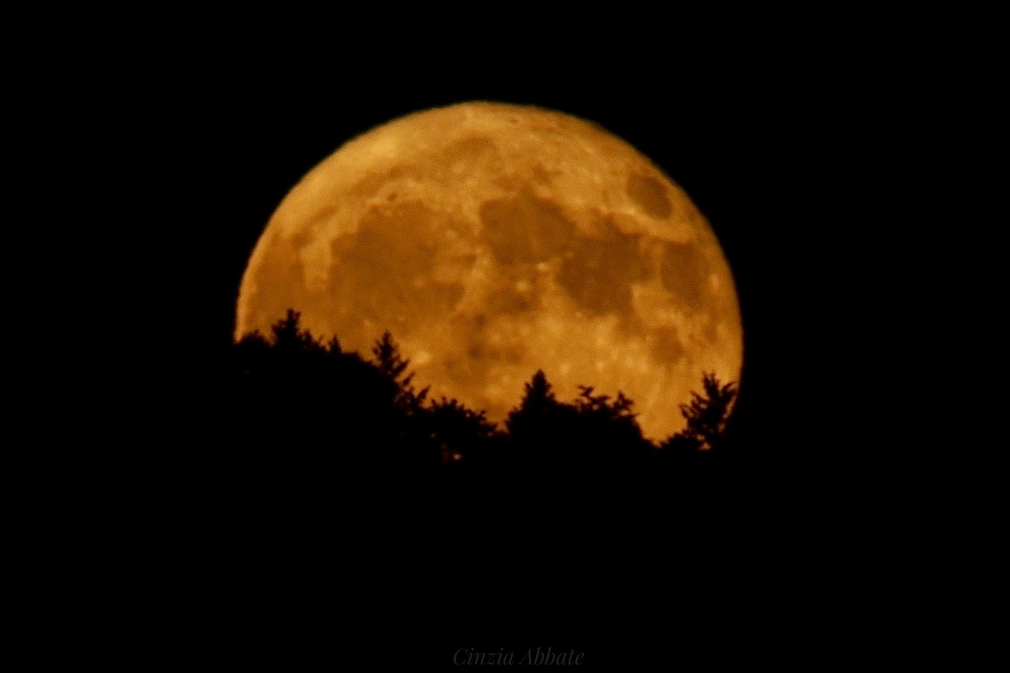 Erdbeermond 
