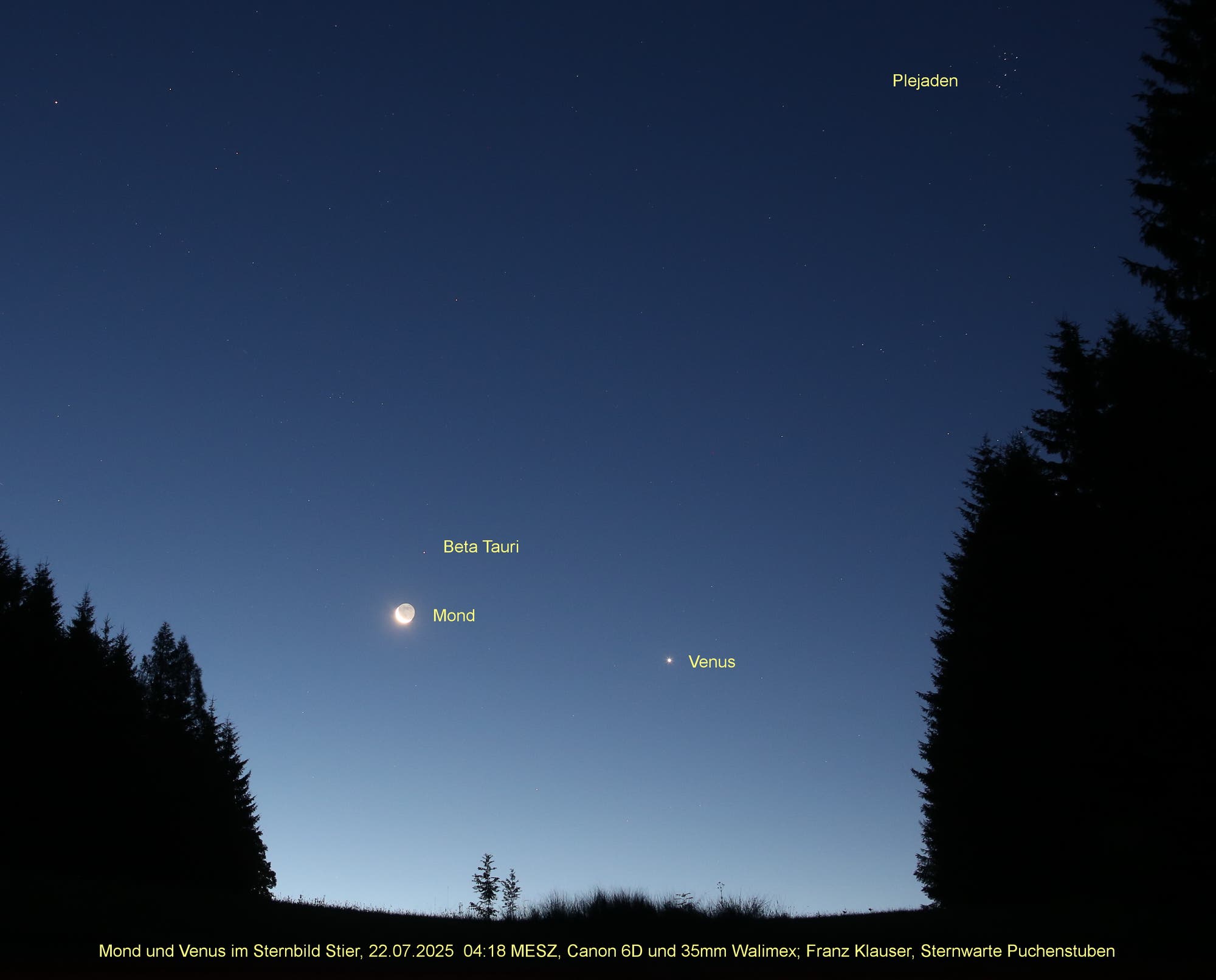 Mond und Venus im Sternbild Stier