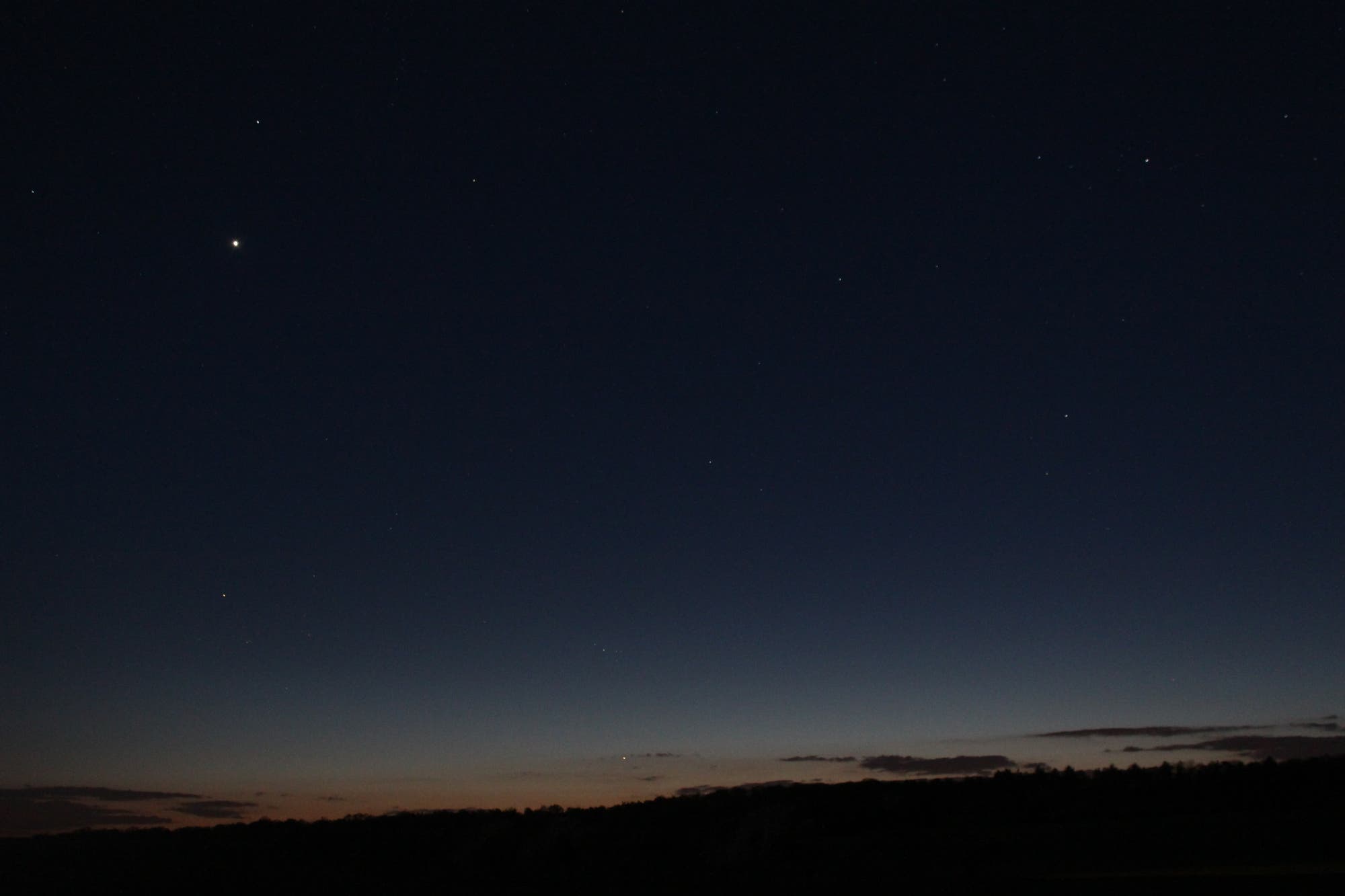 Merkur und Venus in der Abenddämmerung