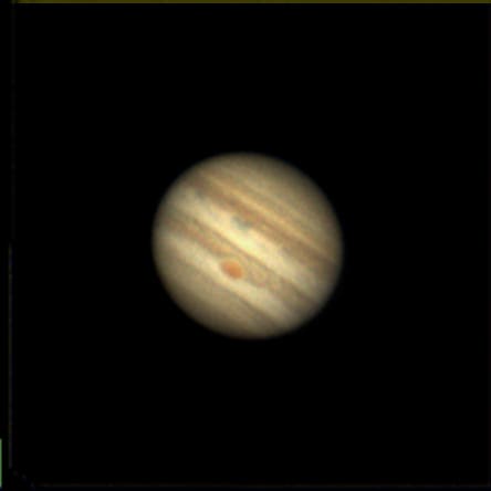 Neue Wolkenflecken auf Jupiter