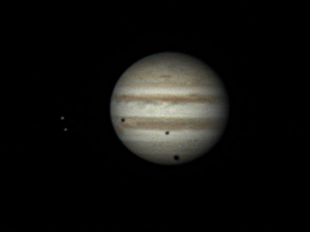 Jupiter mit 3 Mondschatten