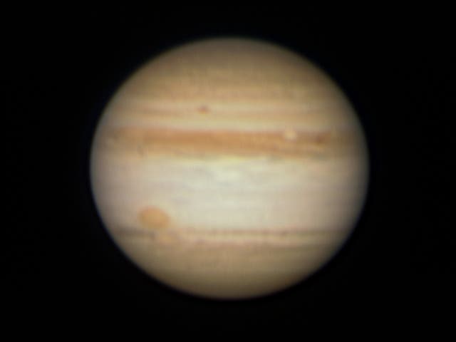 Jupiter mit rotem Fleck