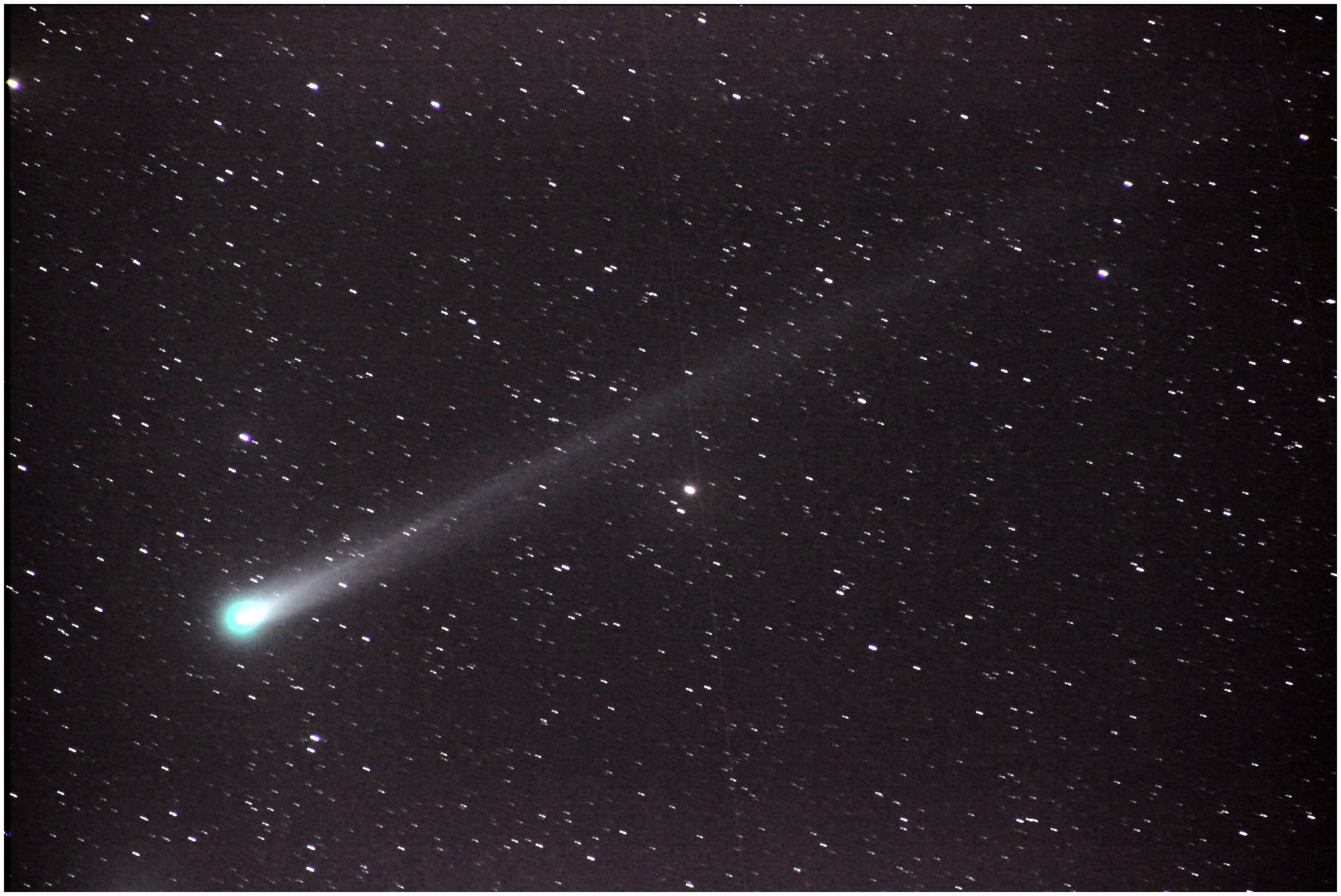 Komet C/2013 R1 (Lovejoy) am 4. Dezember 2013
