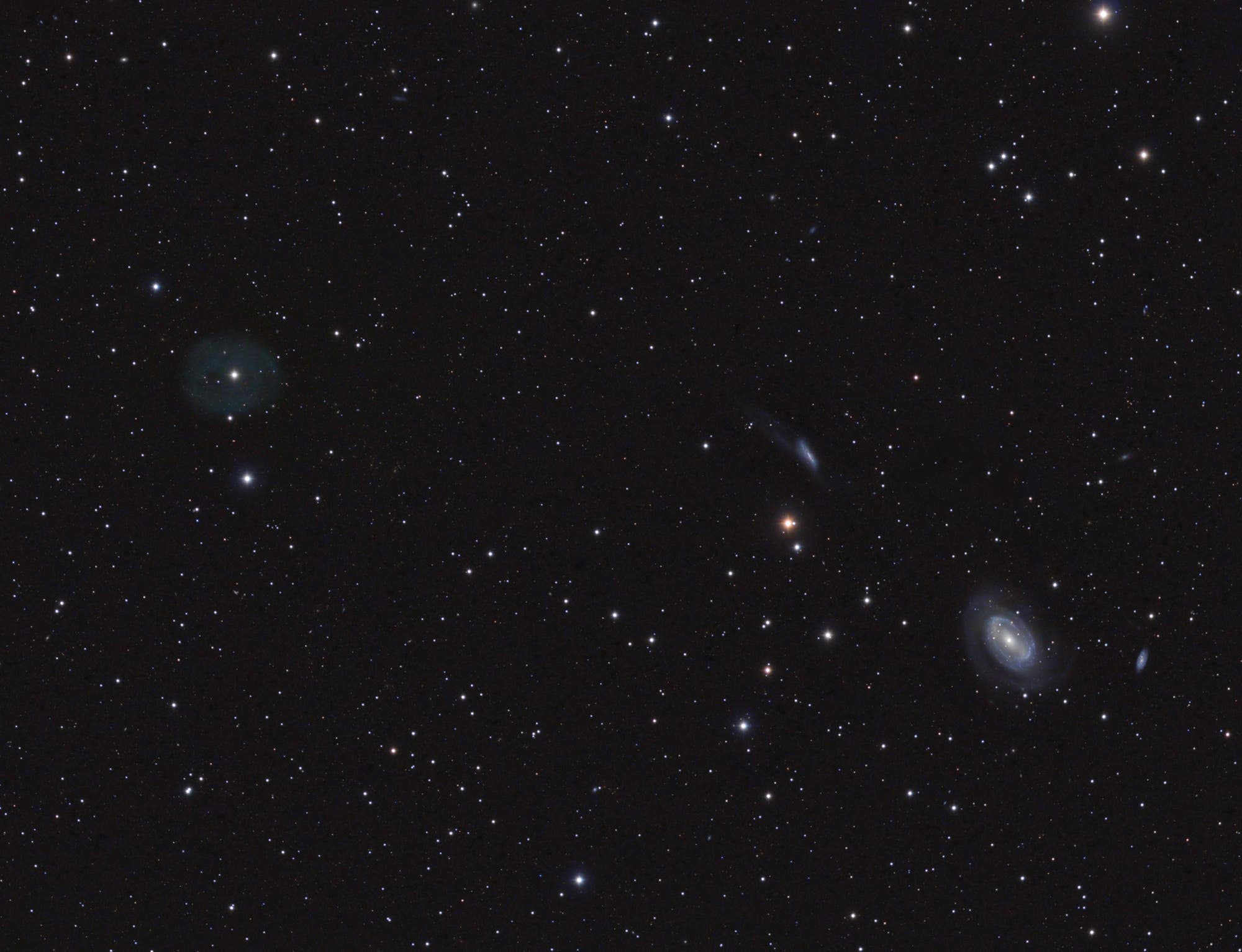 LoTr 5 und NGC 4725
