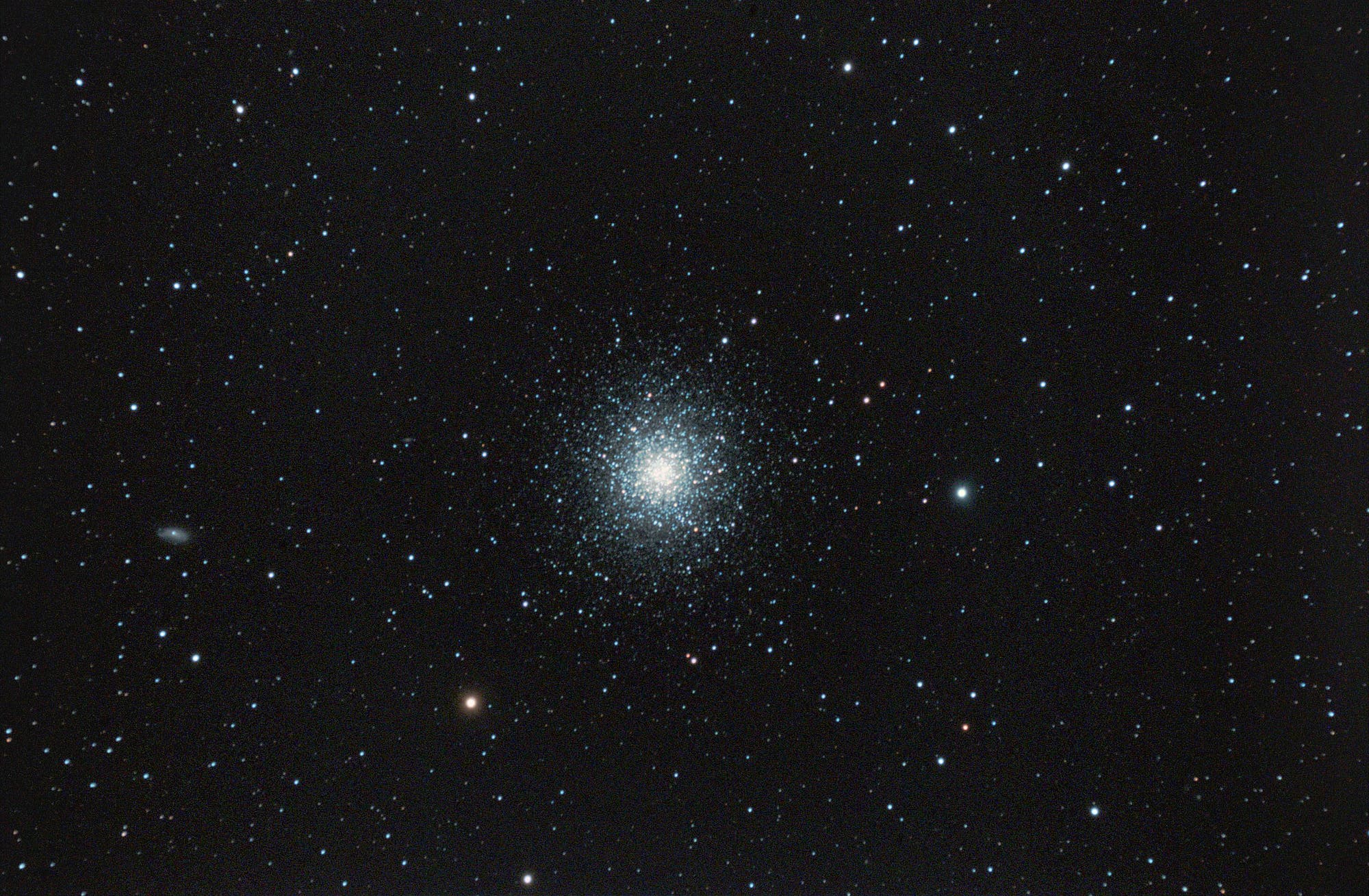 M 13 und NGC 6207