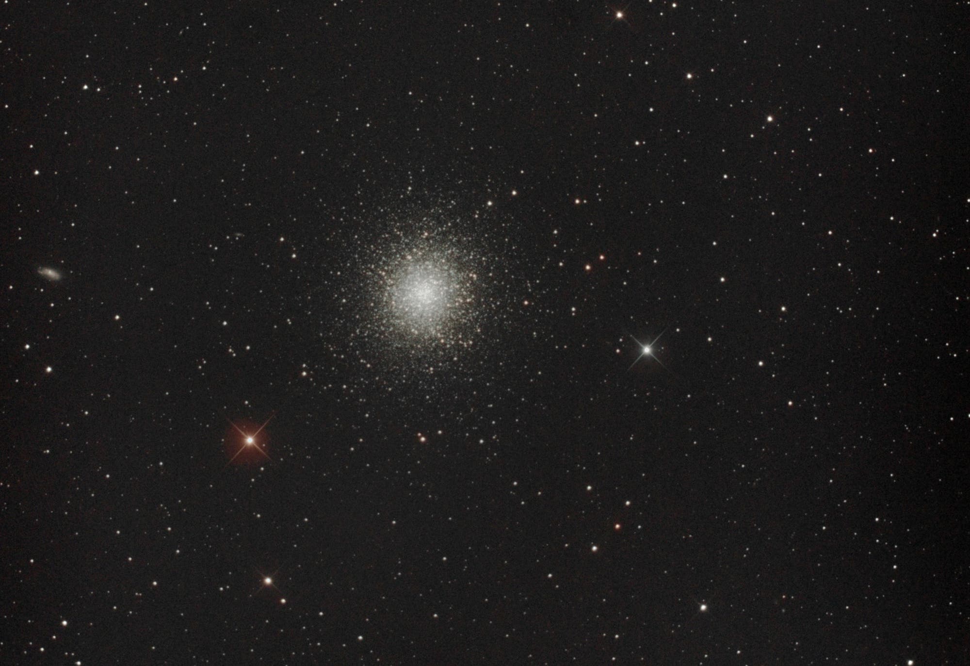 Kugelsternhaufen M 13 im Sternbild Herkules