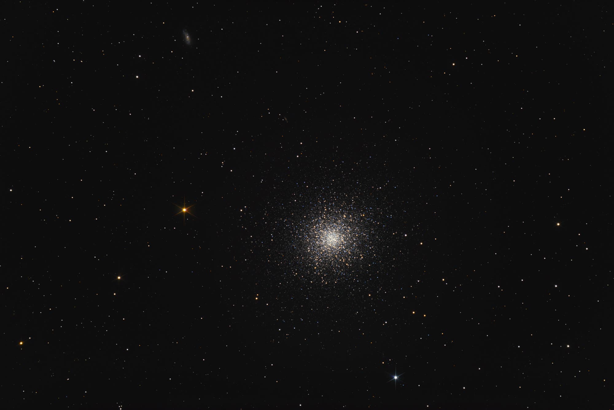 Messier 13  Kugelsternhaufen im Herkules