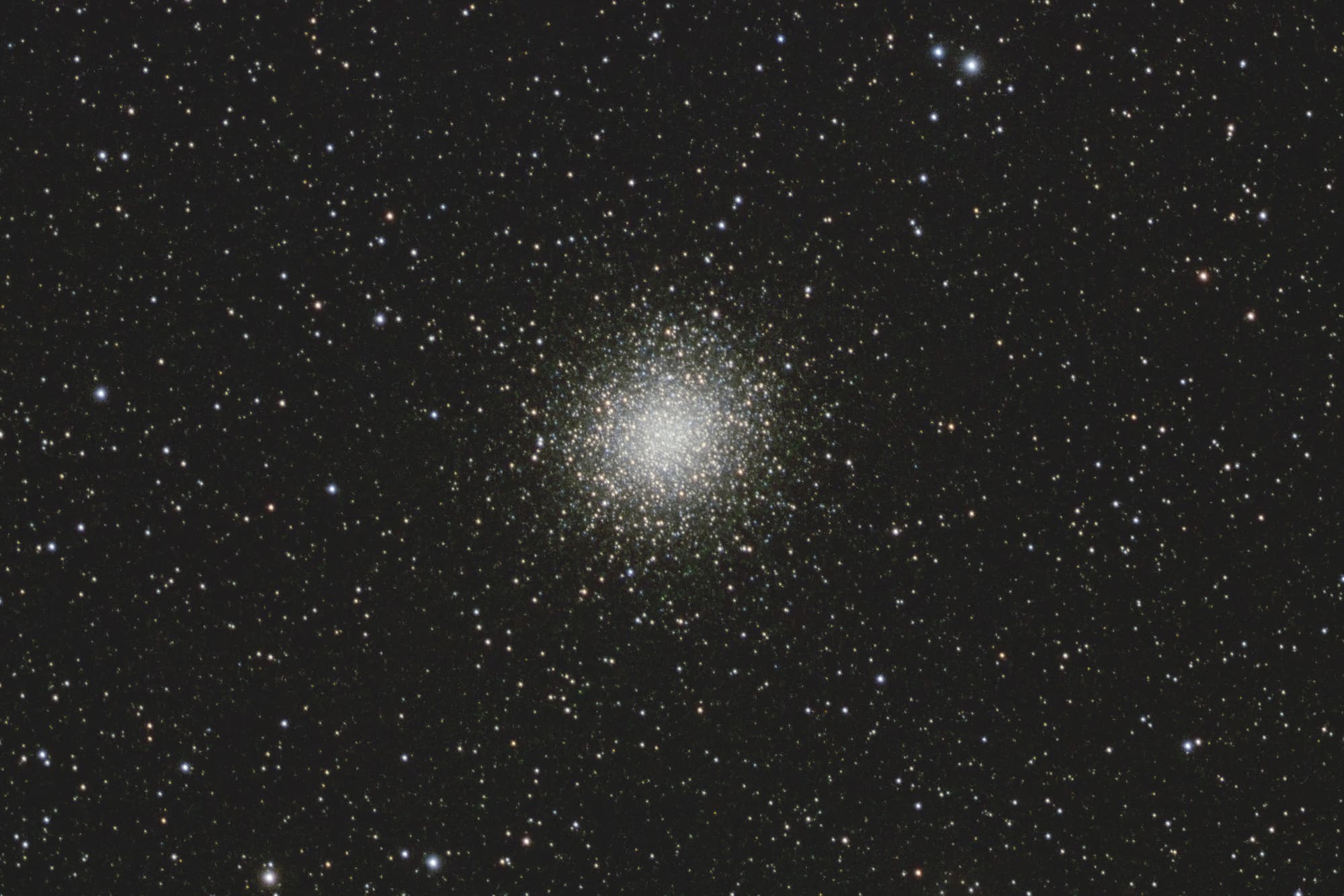 Messier 14 - Kugelsternhaufen im Schlangenträger