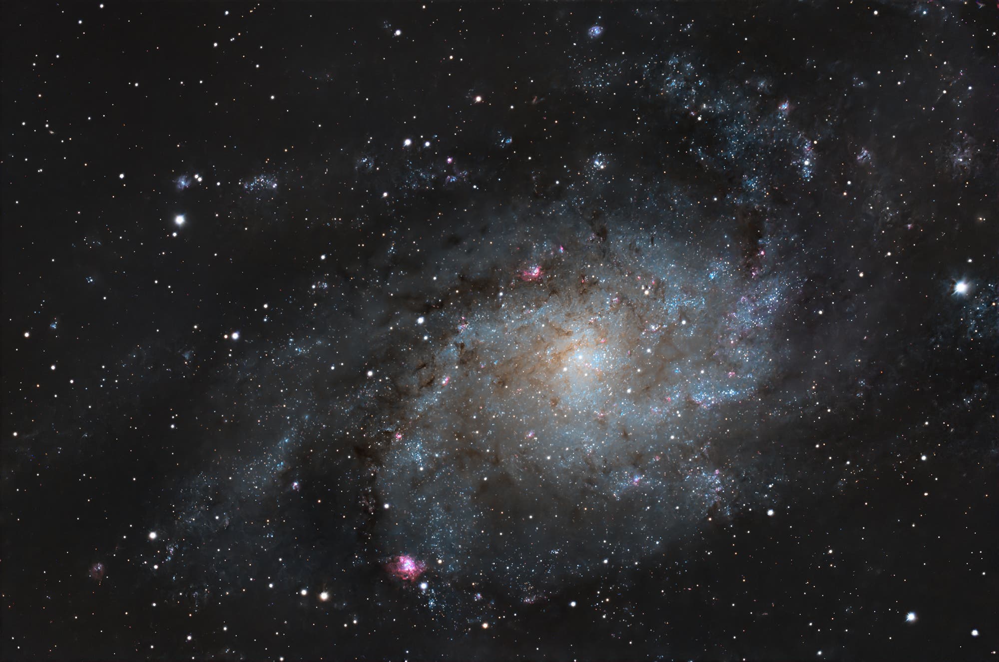 M33 - Dreiecksgalaxie, Standard