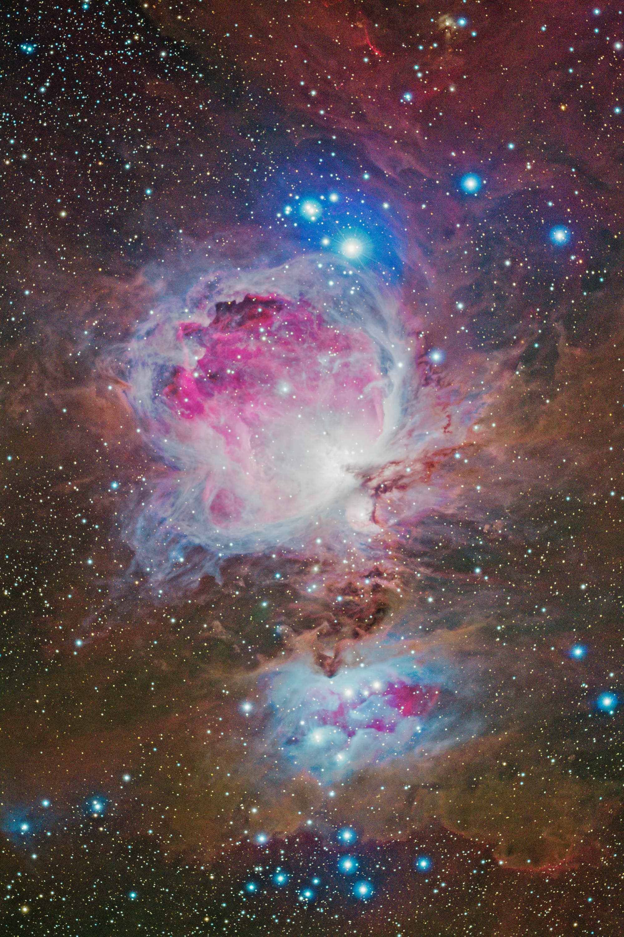 Orionnebel M42 mit blauem Nebelkomplex NGC 1773, 1775 und 1777