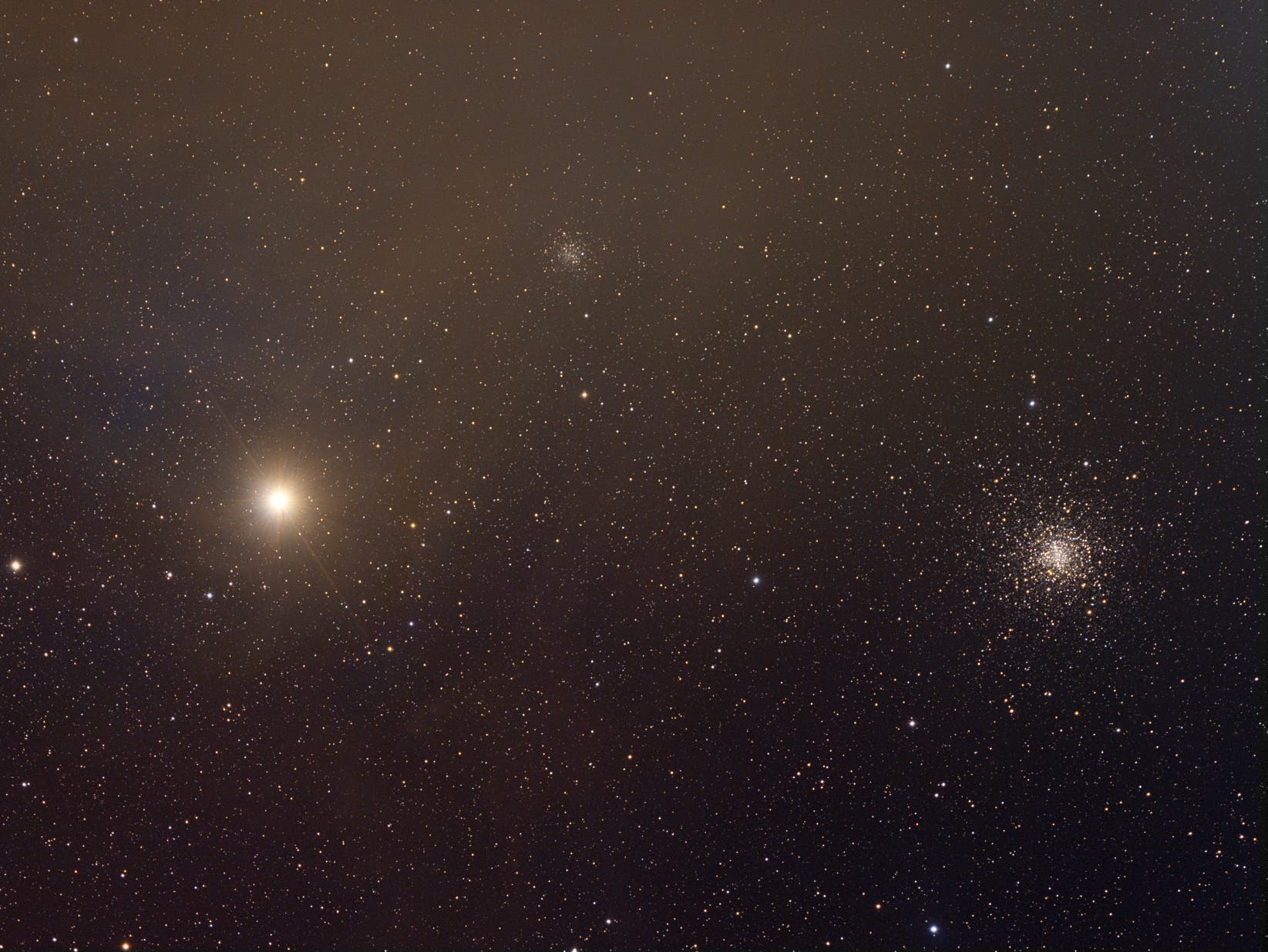 Antares, M 4 und NGC 6144