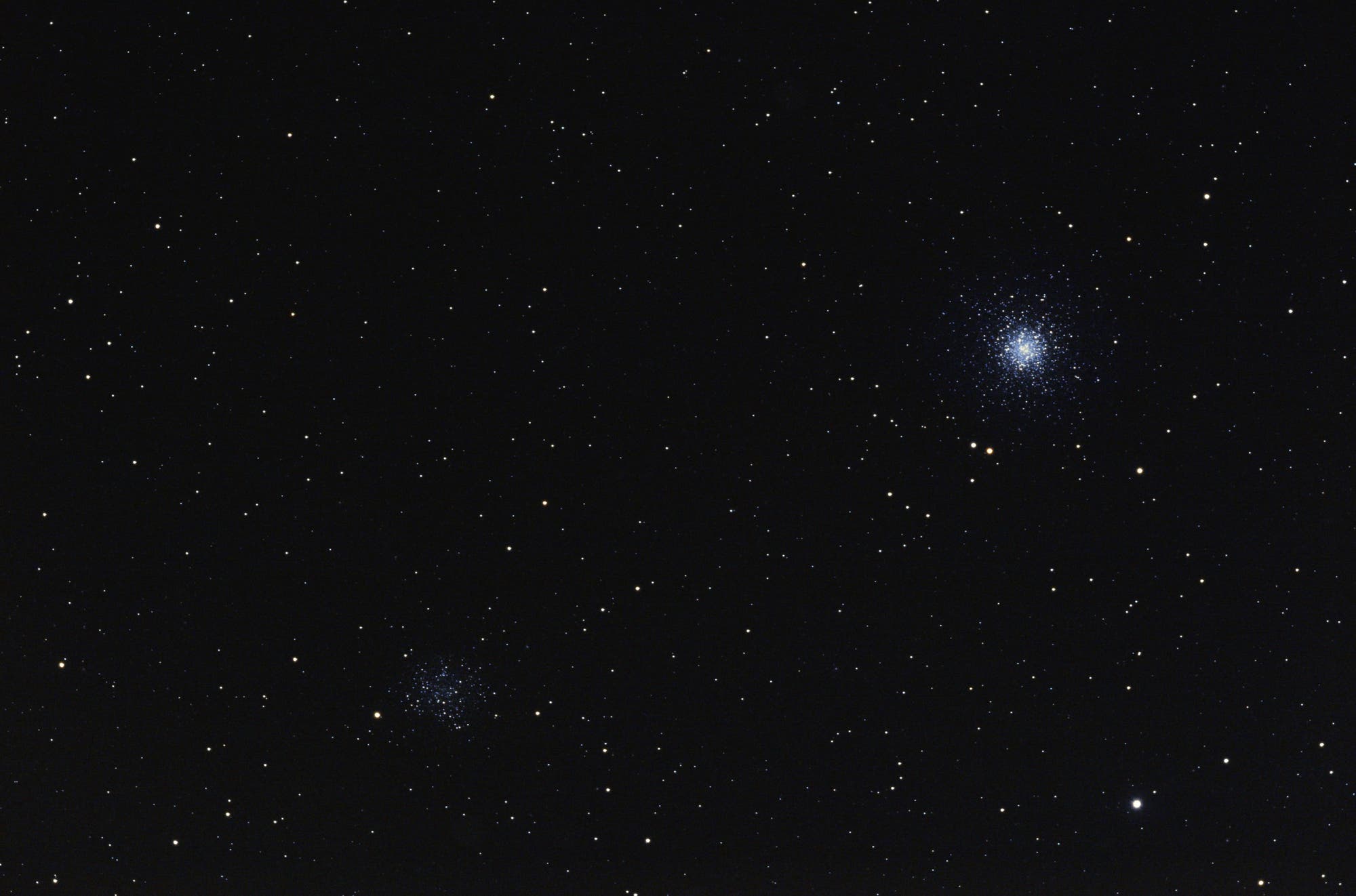 Kugelsternhaufen M 53 und NGC 5053