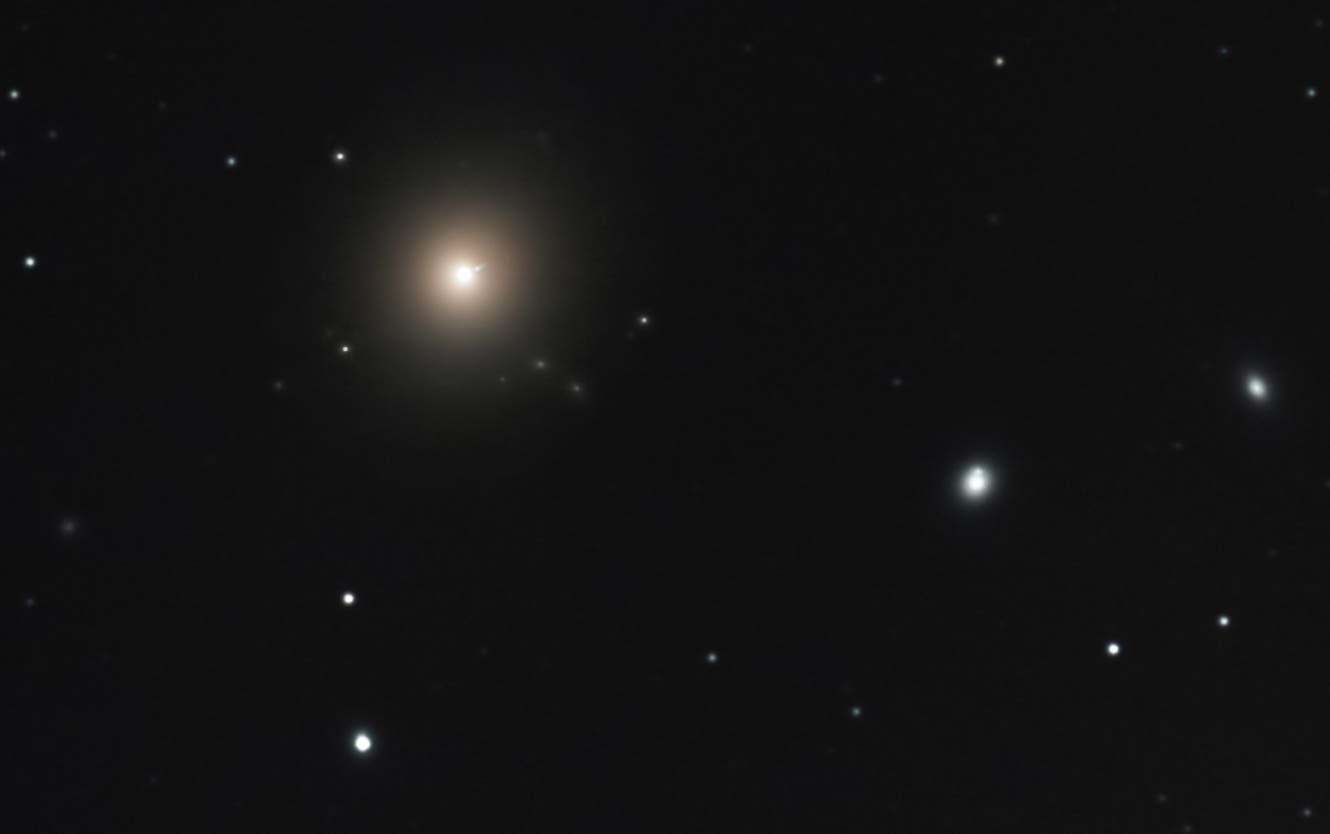 Messier 87 mit Jet