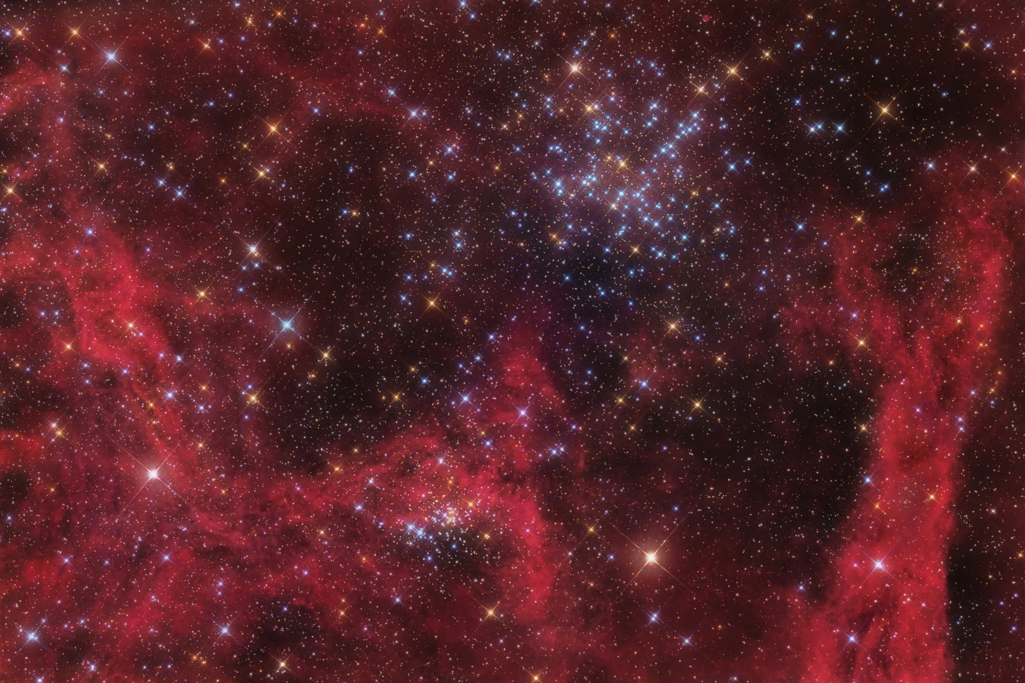 Messier 38 und NGC 1907 in Halpha-RGB