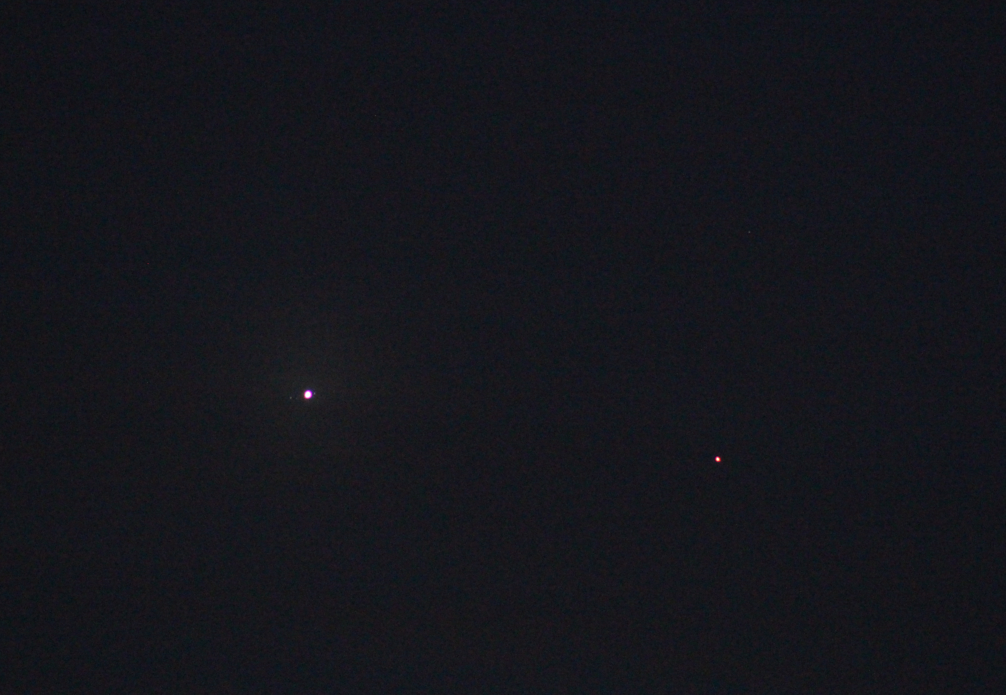 Mars und Jupiter am Morgenhimmel bei langer Brennweite
