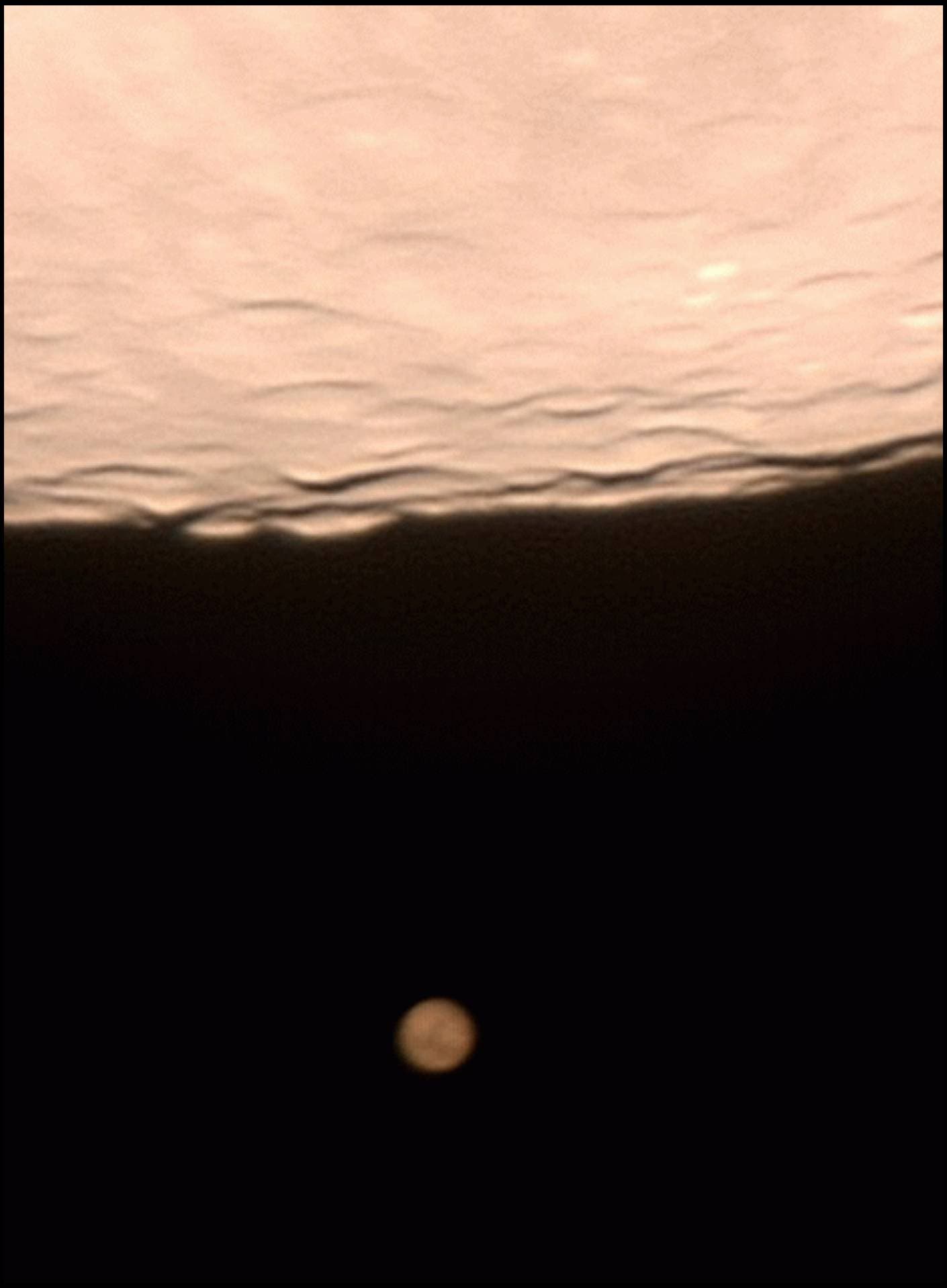 Enge Begegnung von Mars und Mond am 24.12.2007