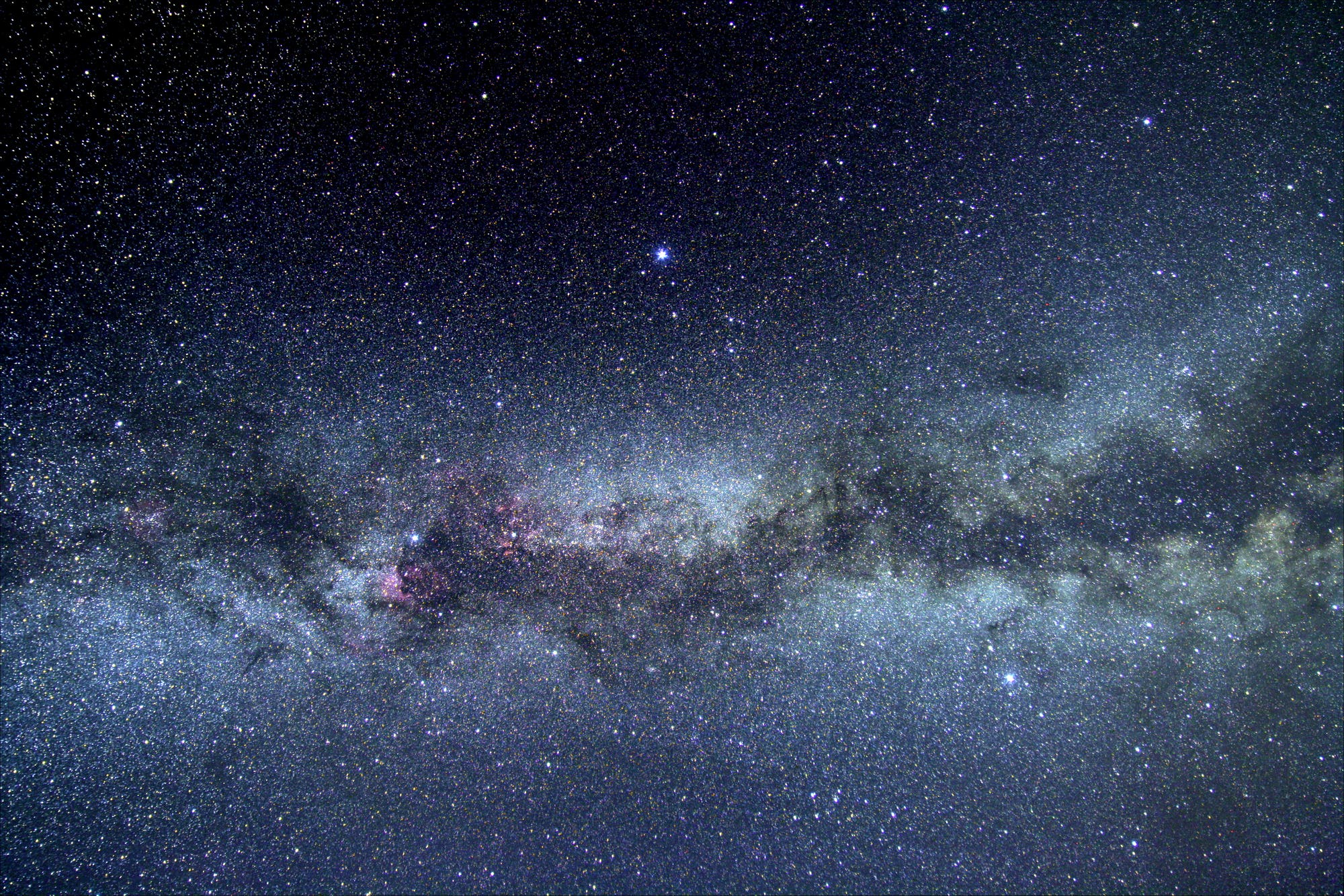 Milchstraße Im Sommerdreieck Spektrum Der Wissenschaft