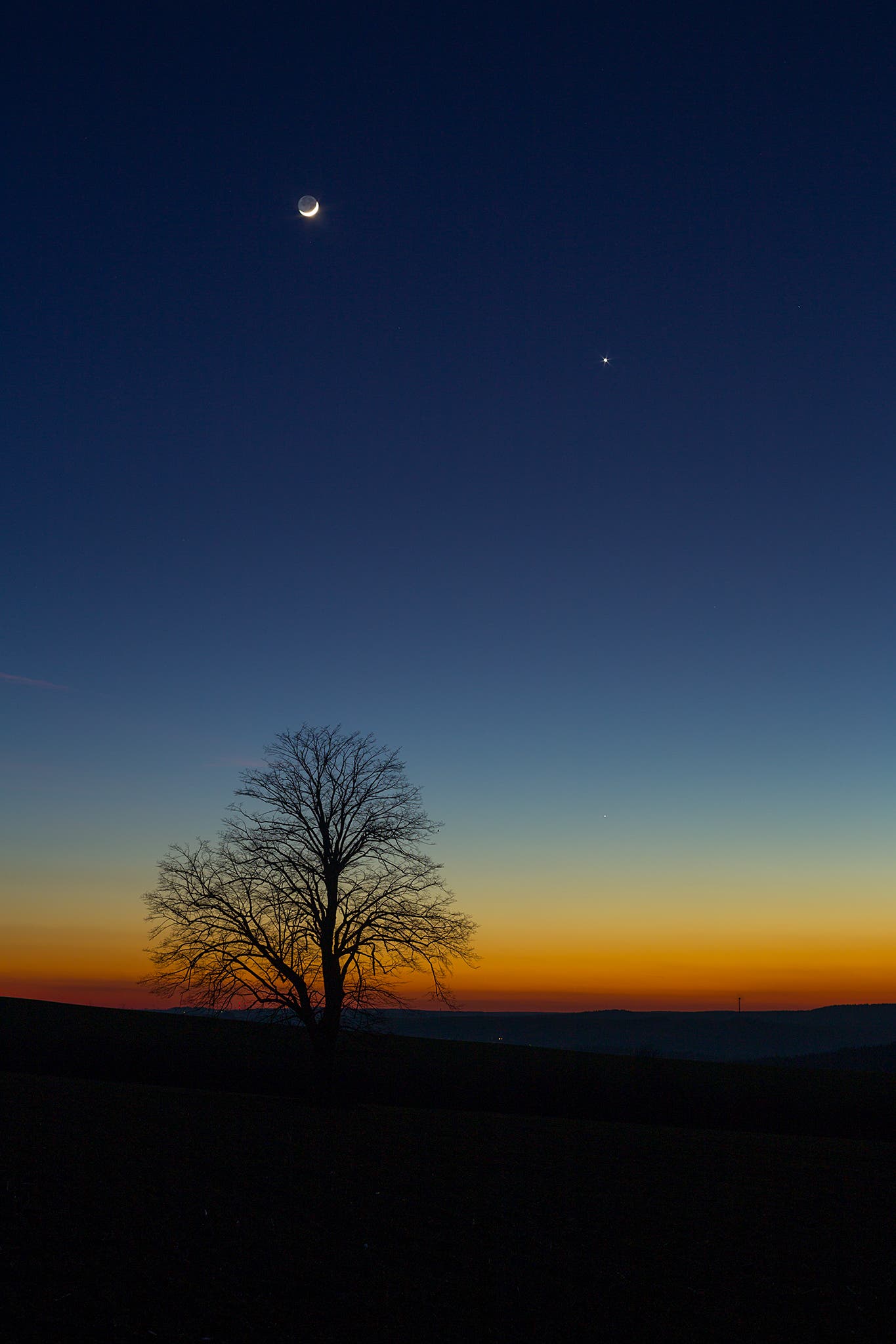 Mondsichel, Venus und Merkur