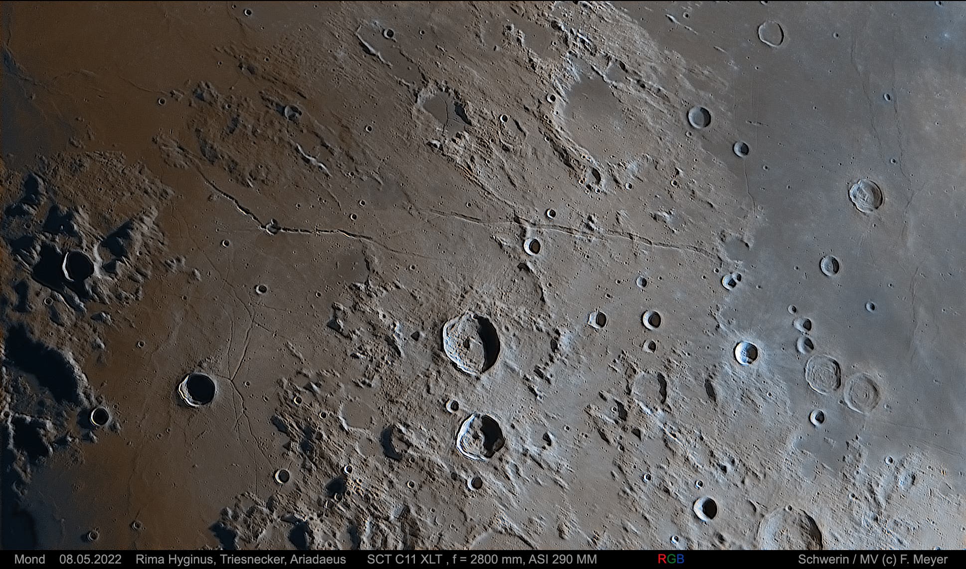 Mond, Rima Hyginus, Triesnecker, Ariadaeus am 8. Mai 2022 