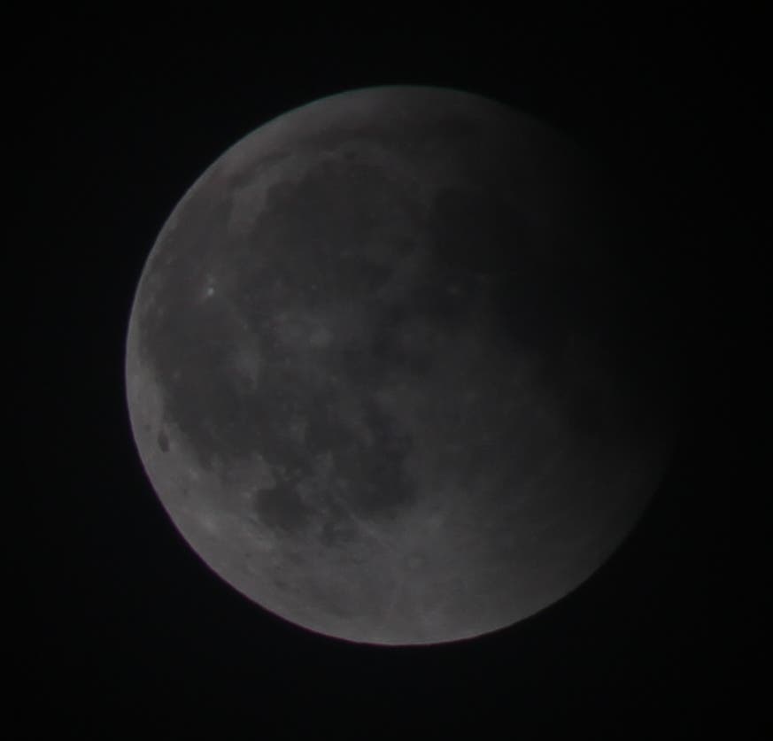 Ende der partiellen Phase der Mondfinsternis