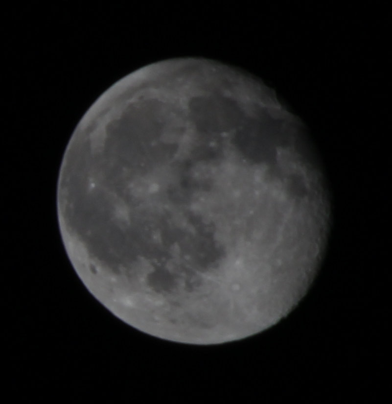Mond am 7.4.2015