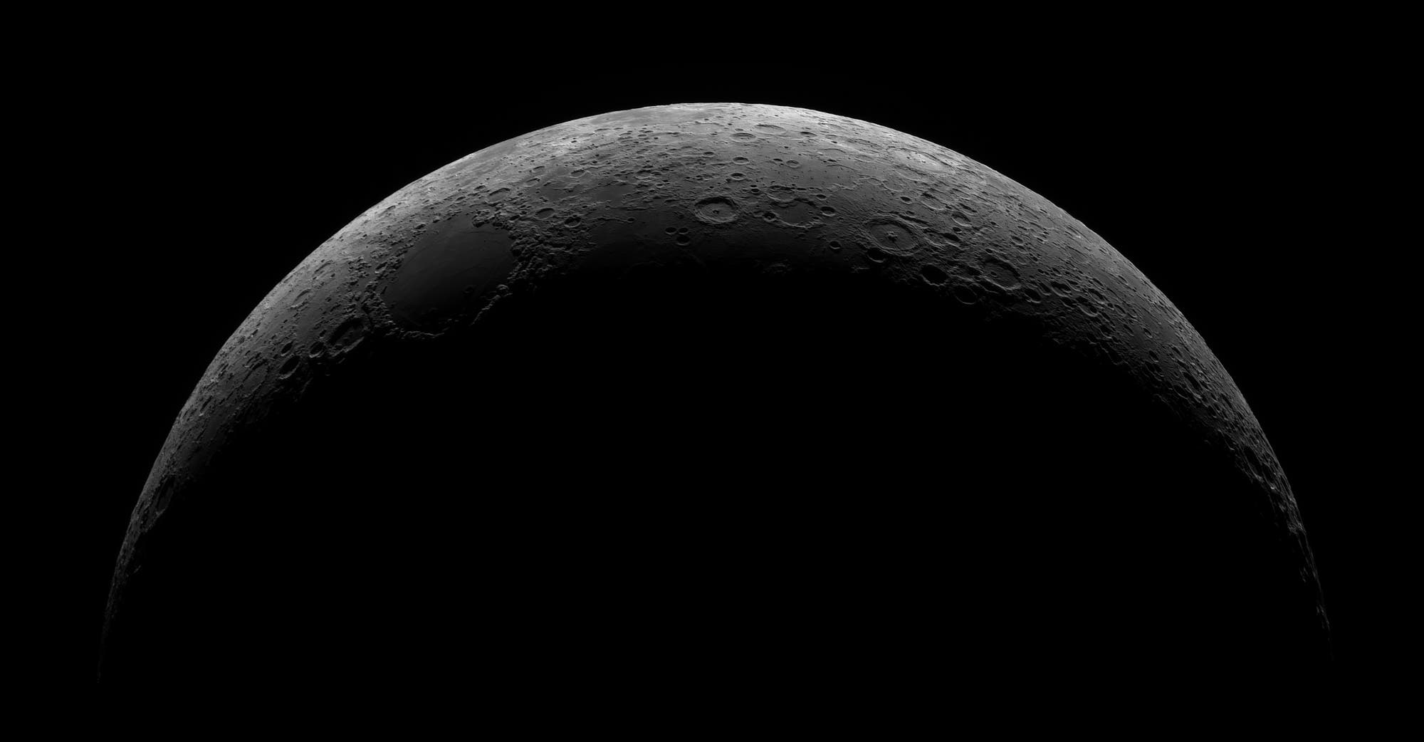 Mondsichel am 30. April 2025