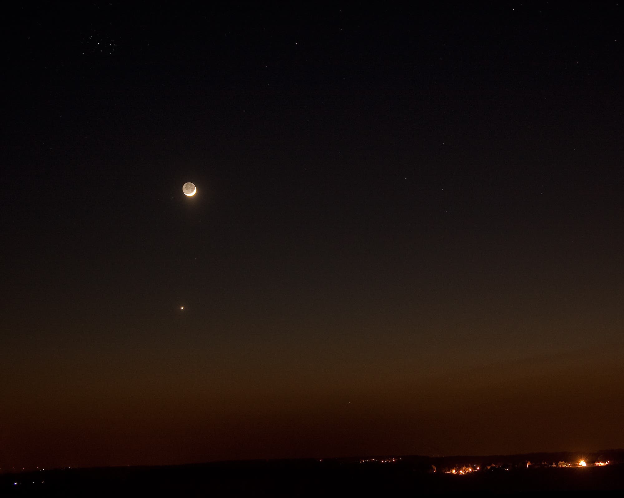 Mond, Venus und Merkur in der Abenddämmerung