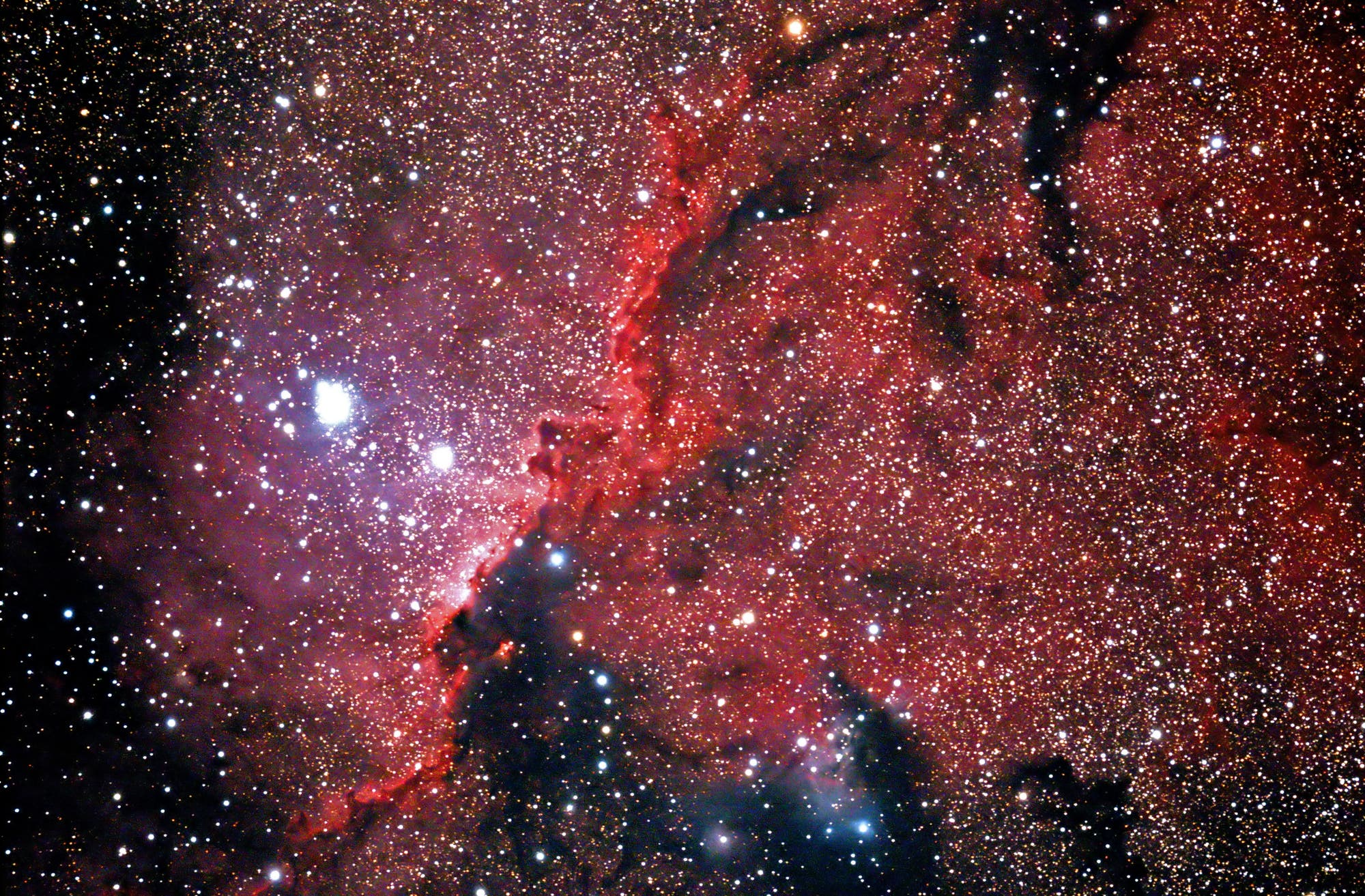 NGC 6193 in Ara