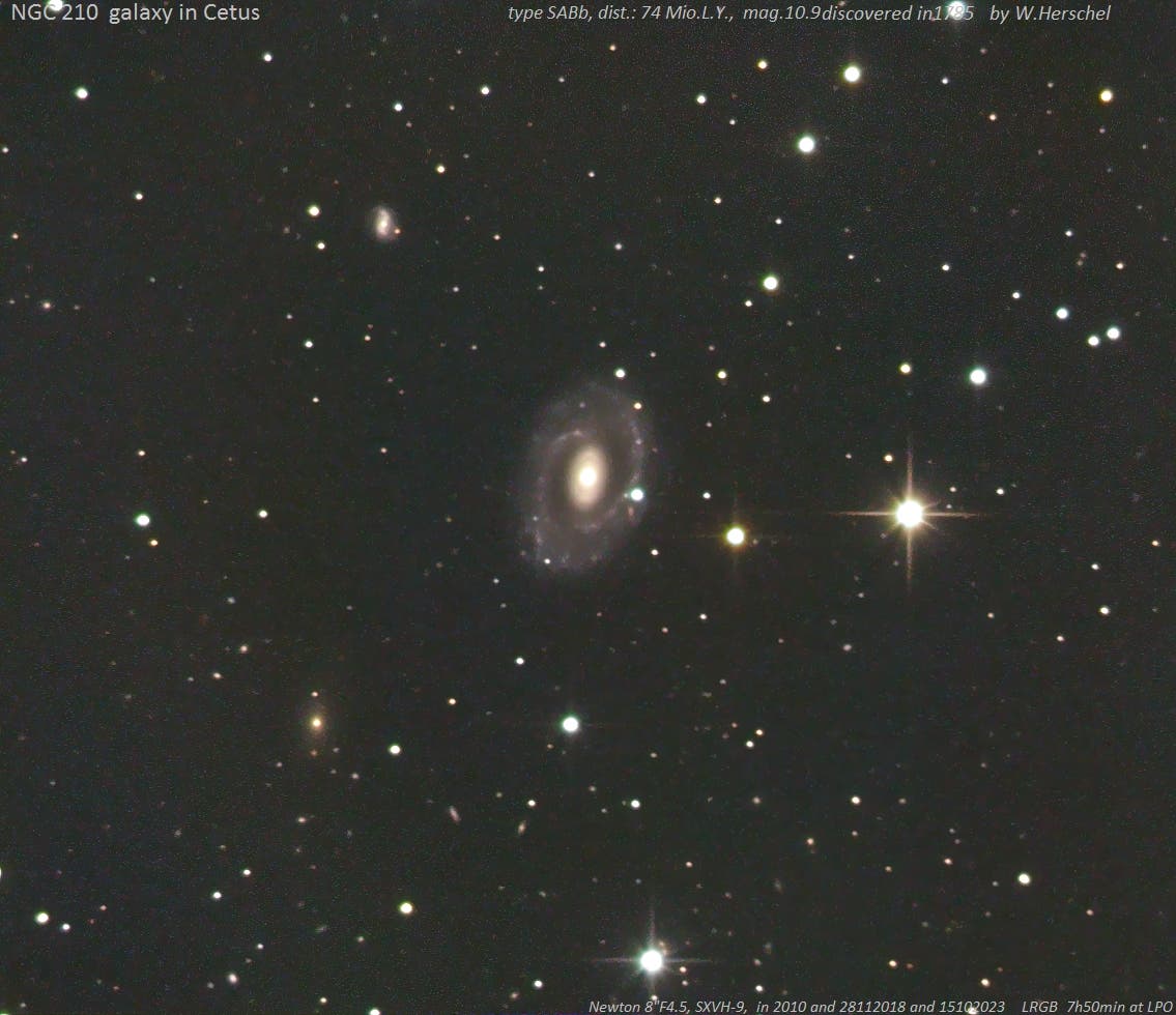 NGC 210: una galaxia en Piscis