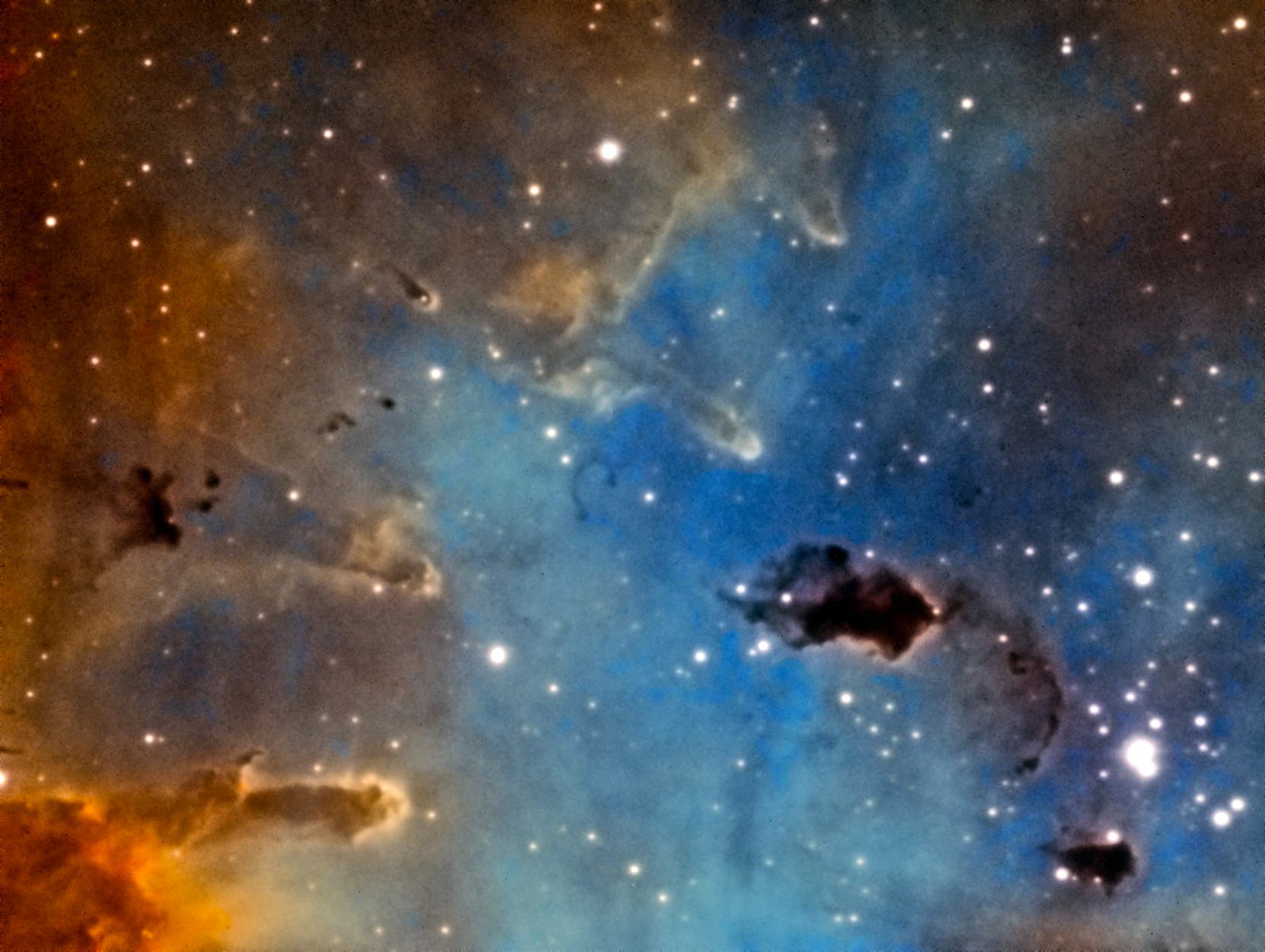 Bok Globule im Pacman-Nebel in SHO Hubble-Palette