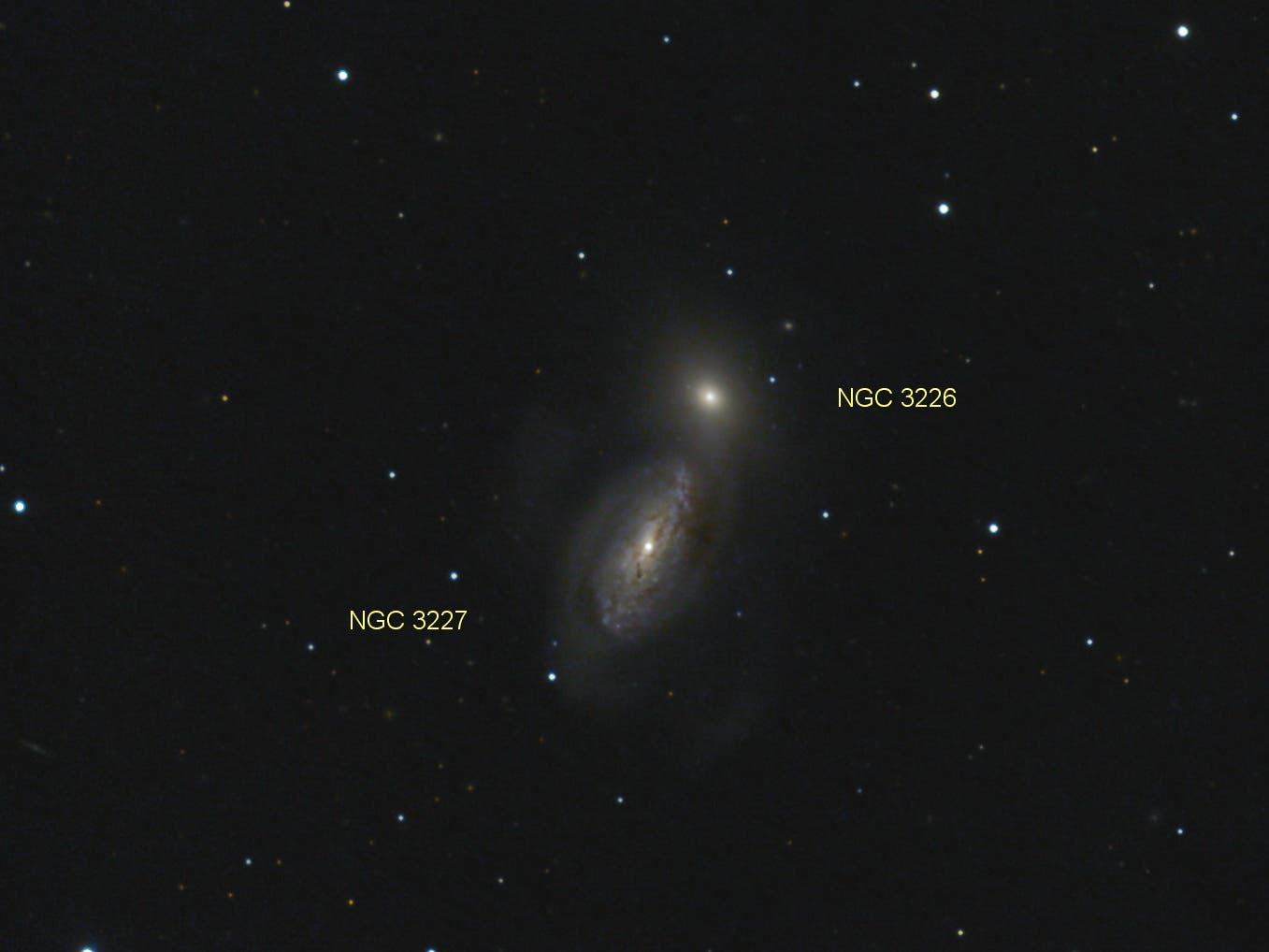 Arp 94 = NGC 3226 und NGC 3227 (Objekte)