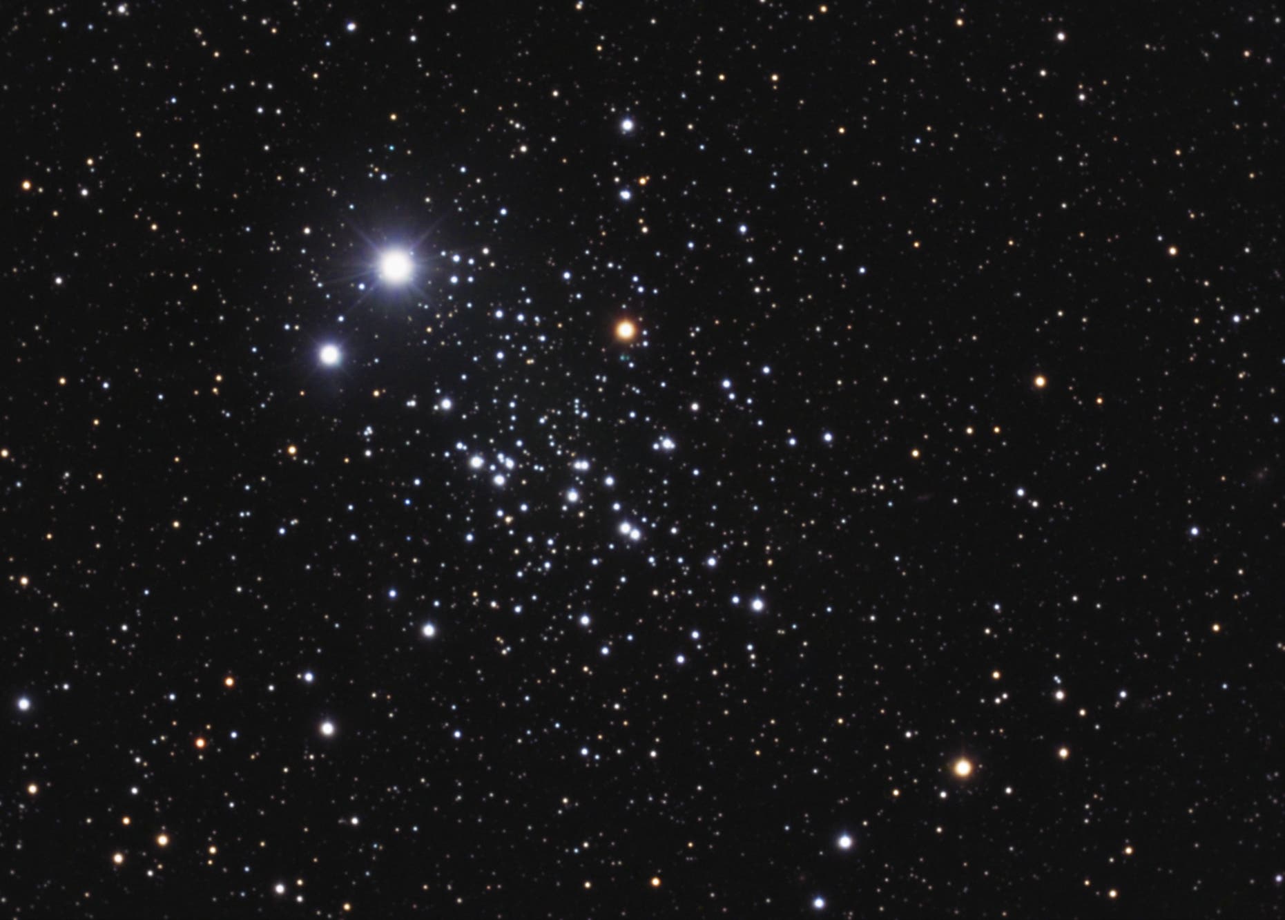 NGC 457, der Eulenhaufen