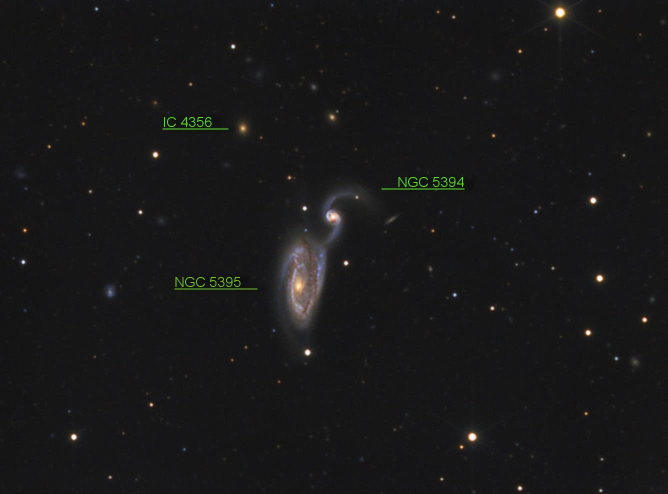 Arp 84 (NGC 5394/5395) Objekte