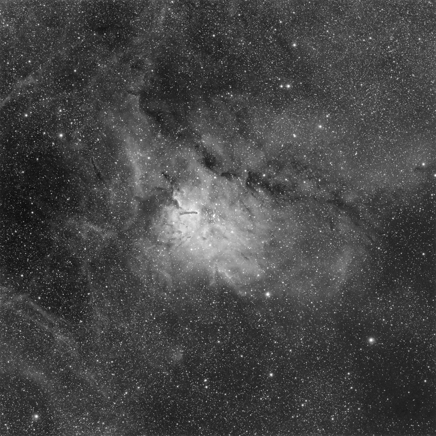 NGC 6820 mit NGC 6823