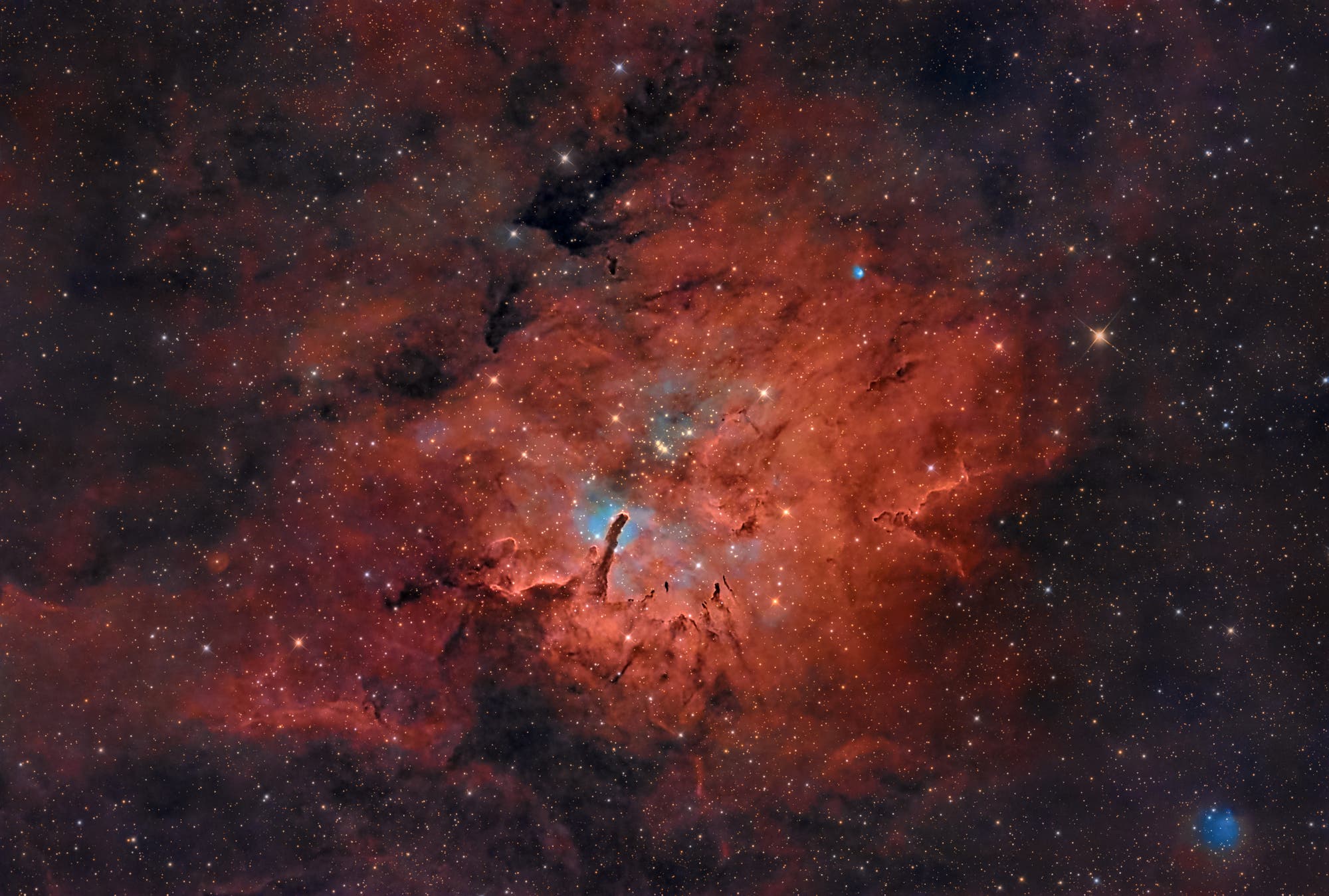 Säulen im Füchschen (NGC 6820)