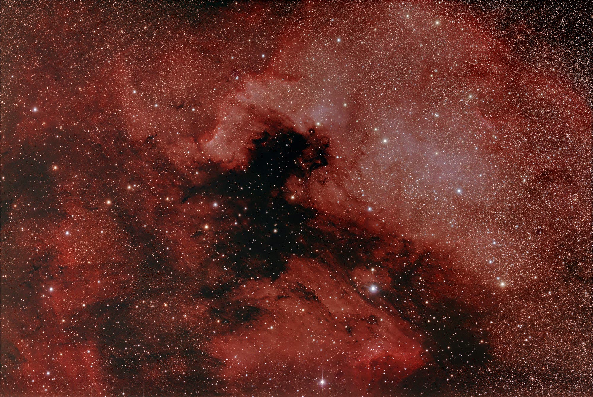 NGC 7000, Pelikannebel und ein wenig IC 5068