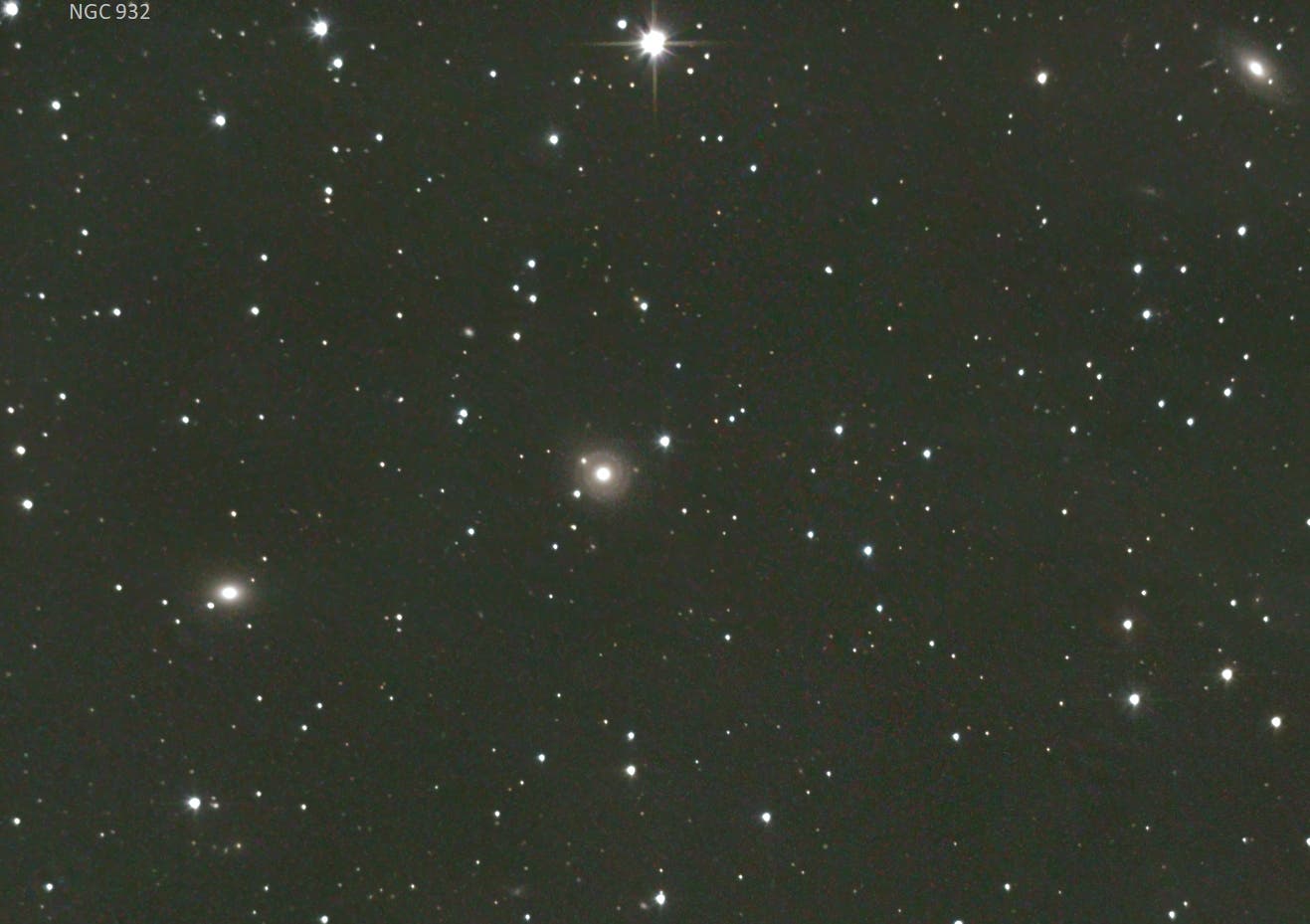 NGC 932 im Sternbild Widder