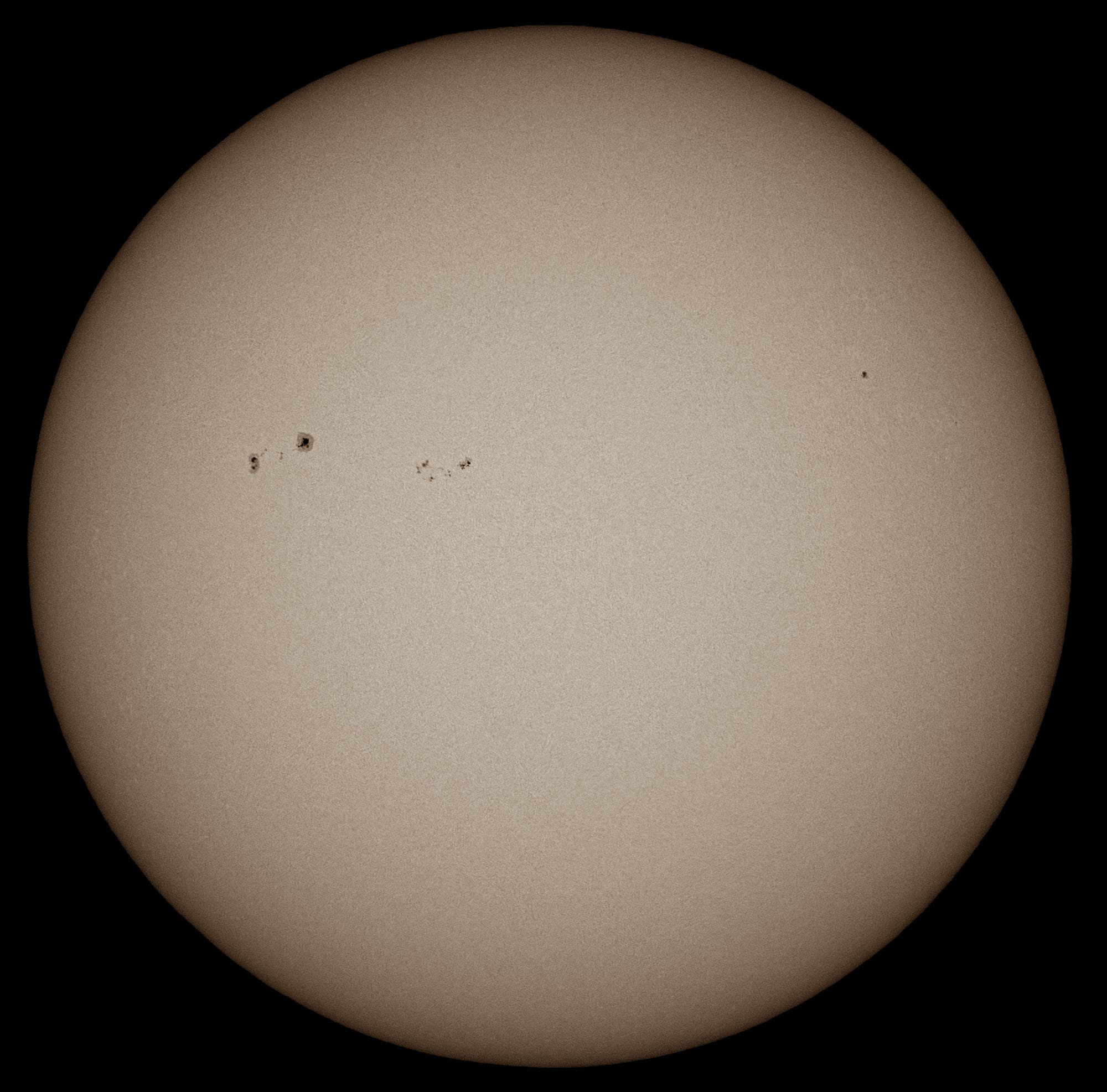Sonne mit AR 12628 und 12627
