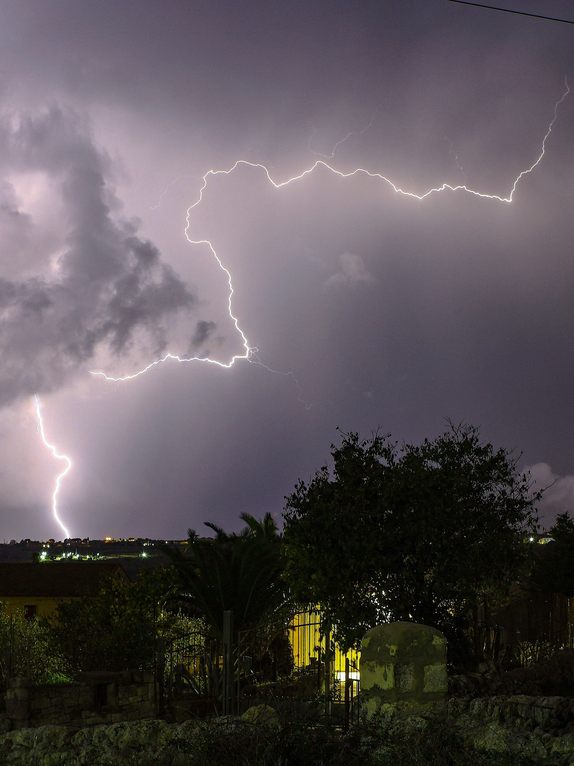 Giant lightning Bolt over Ragusa - Sicily 