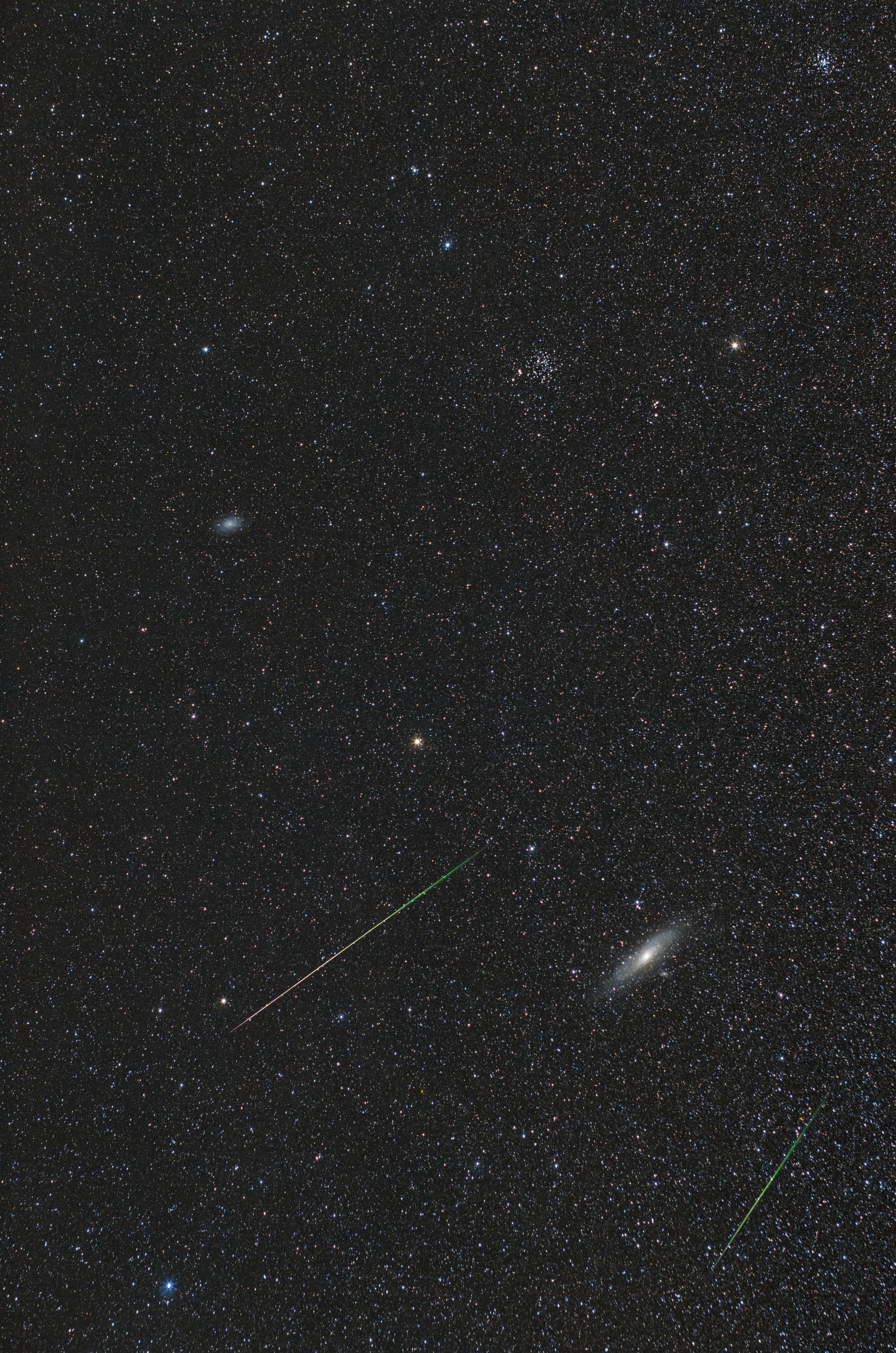 Perseiden-Meteore und Andromeda