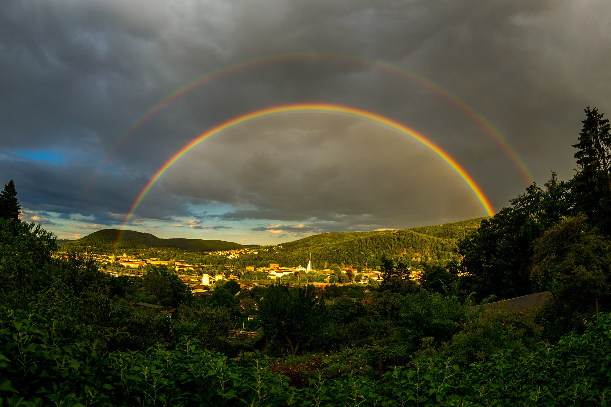 Doppelter Regenbogen über Freital