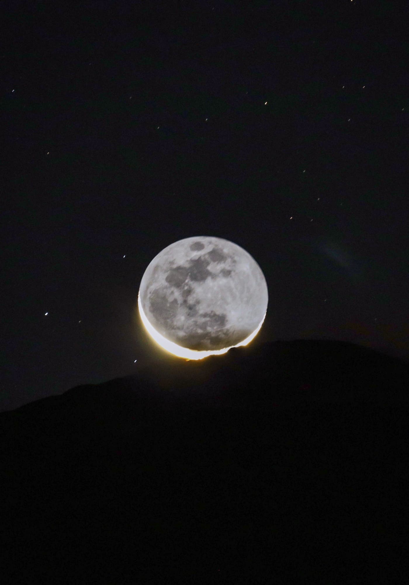 Mond über Ätna