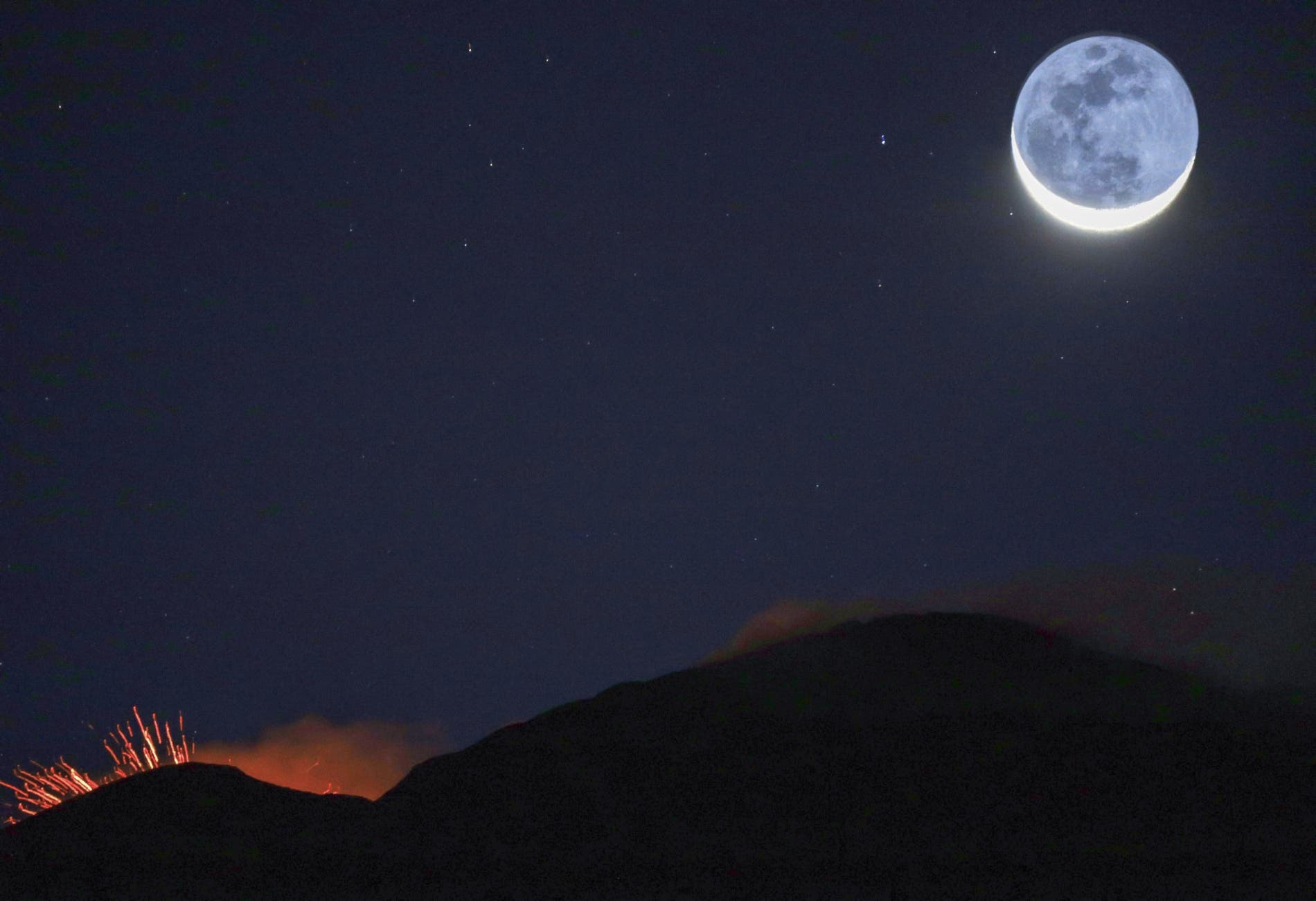 Fire and Moon meet Etna 