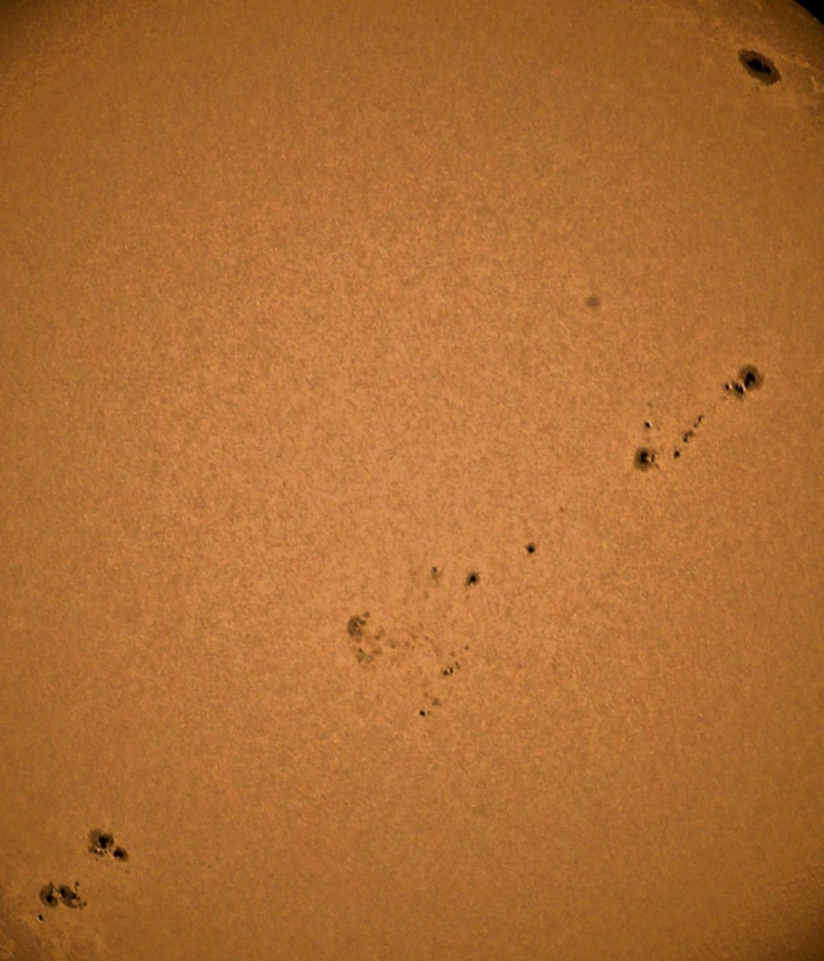 Giant current Sunspots Sicily-Italy Ragusa 