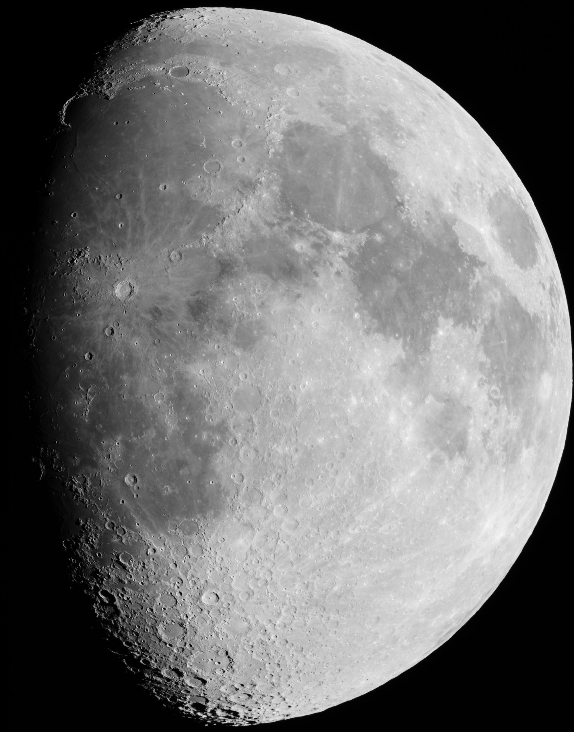 Mond mit ca. 3,2 m Brennweite am 3. April 2020