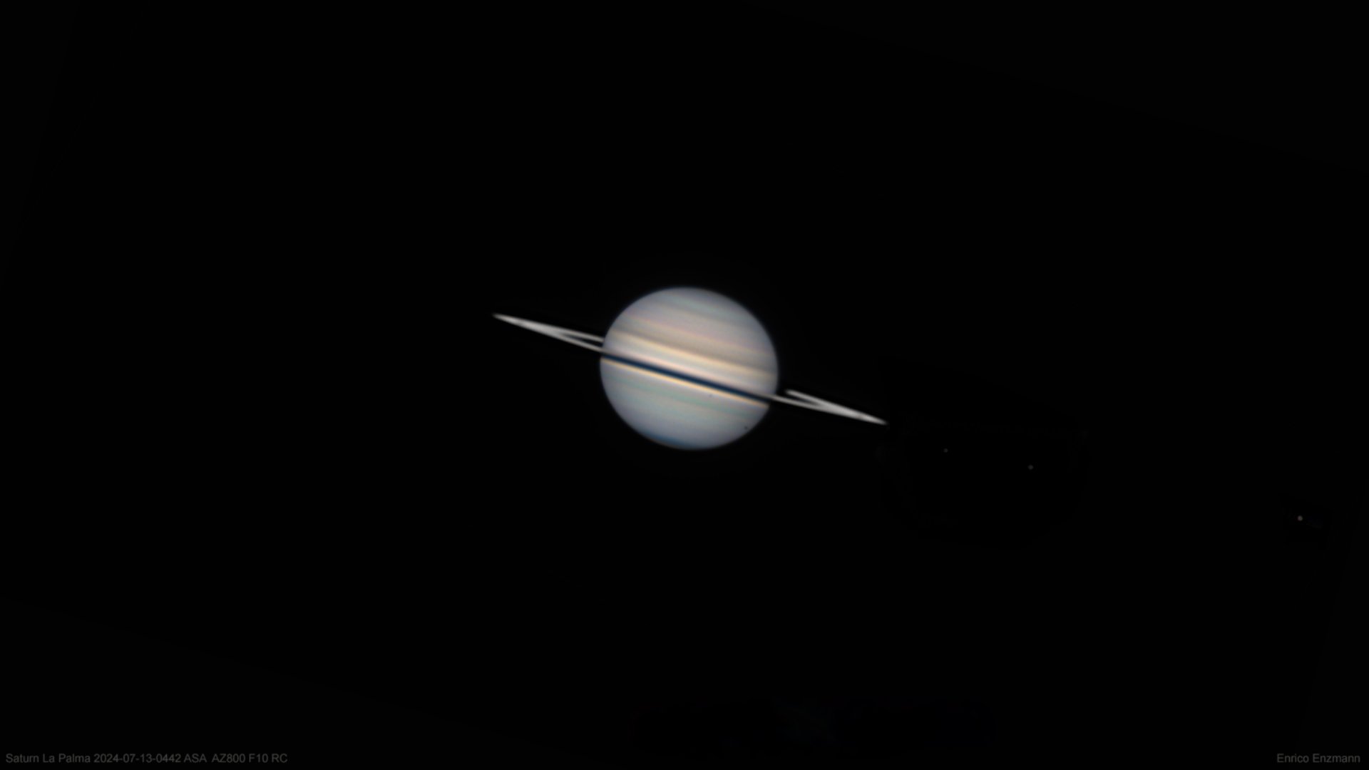 Saturn 13. Juli 2024 aus La Palma mit vier Monden und Schattenwurf