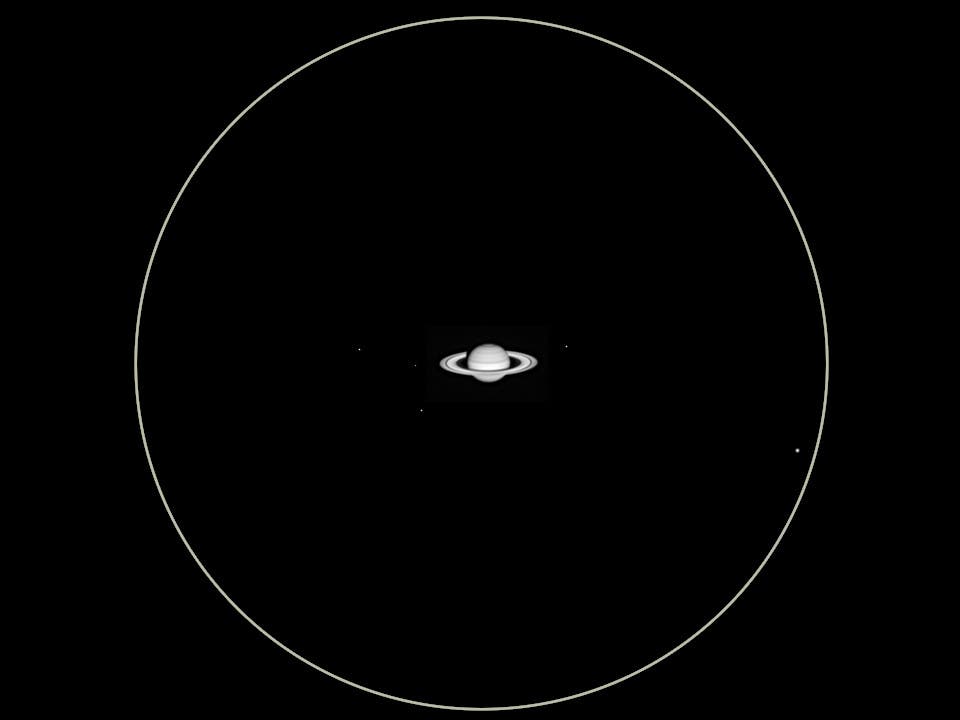 Anblick des Saturn mit Monden bei V = 330x im C14