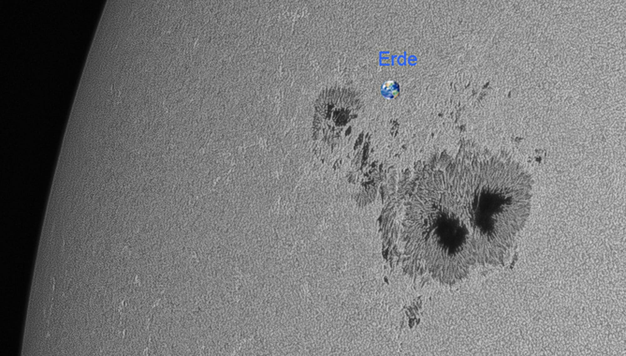Große Sonnenfleckengruppe Vergleich zur Erde